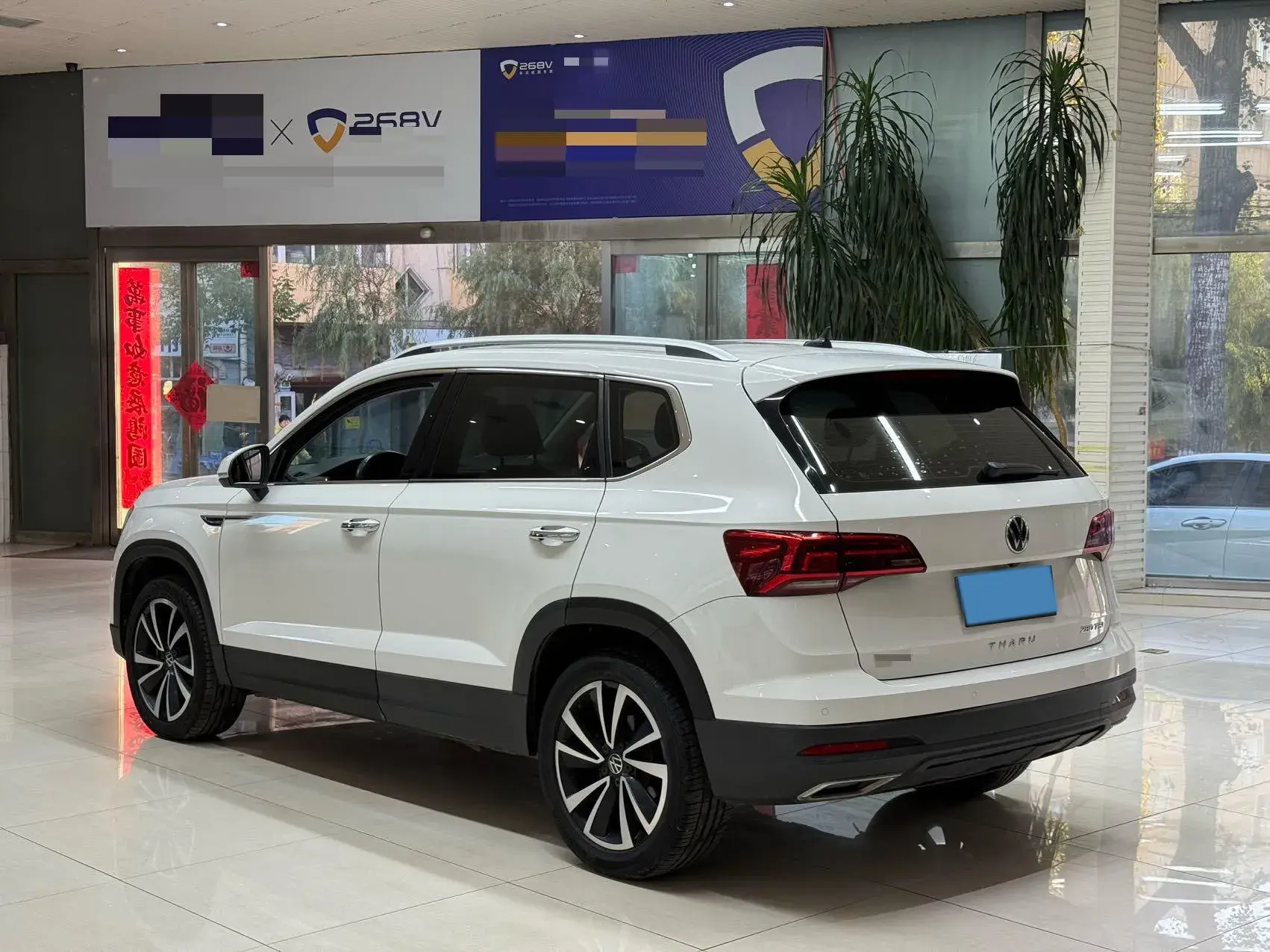 2021 VOLKSWAGEN THARU thumbnail 4