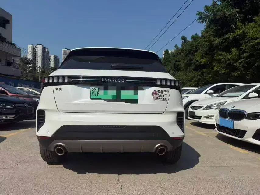 2020 LYNK&CO 06 thumbnail 4