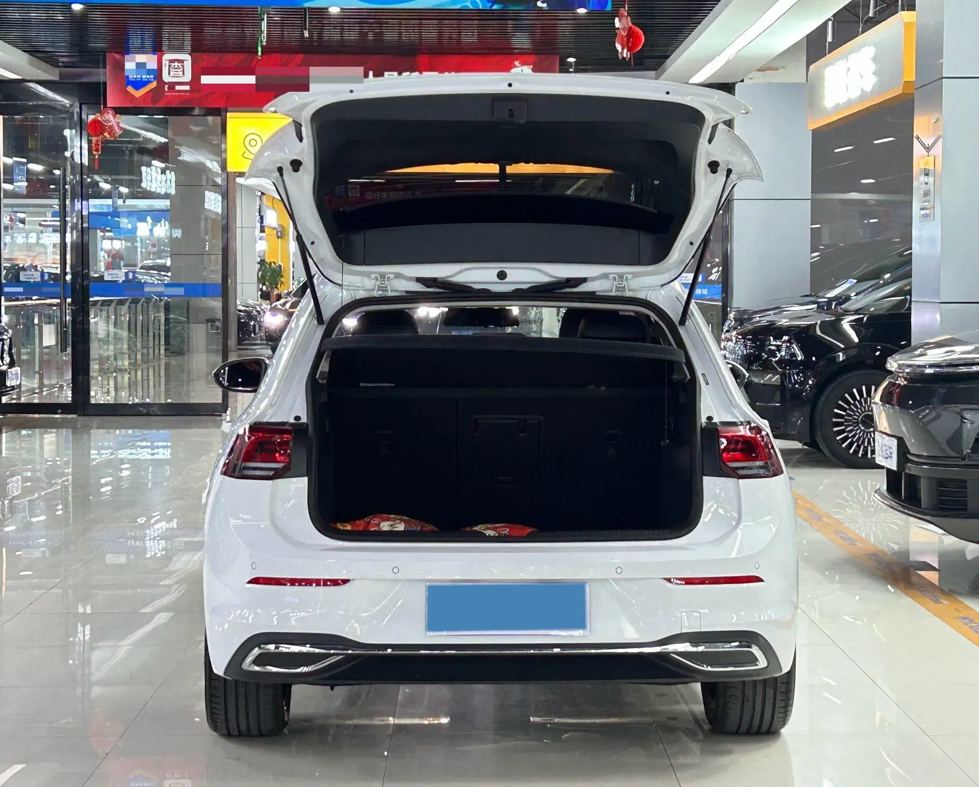 2021 VOLKSWAGEN GOLF thumbnail 4