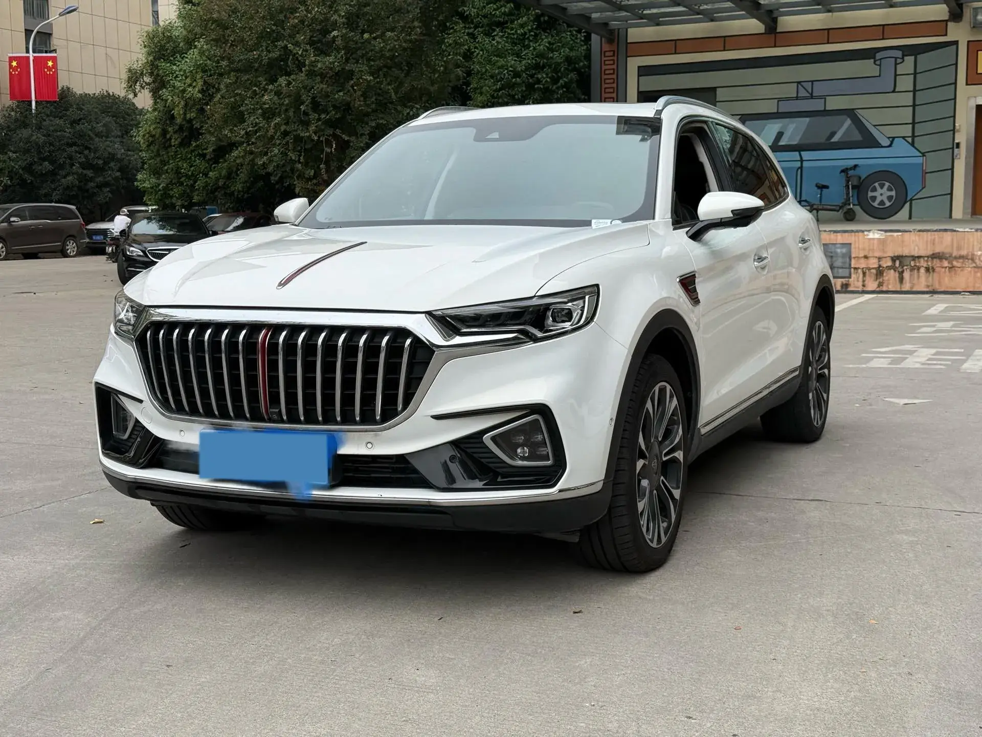 2019 HONGQI HS5 view 1