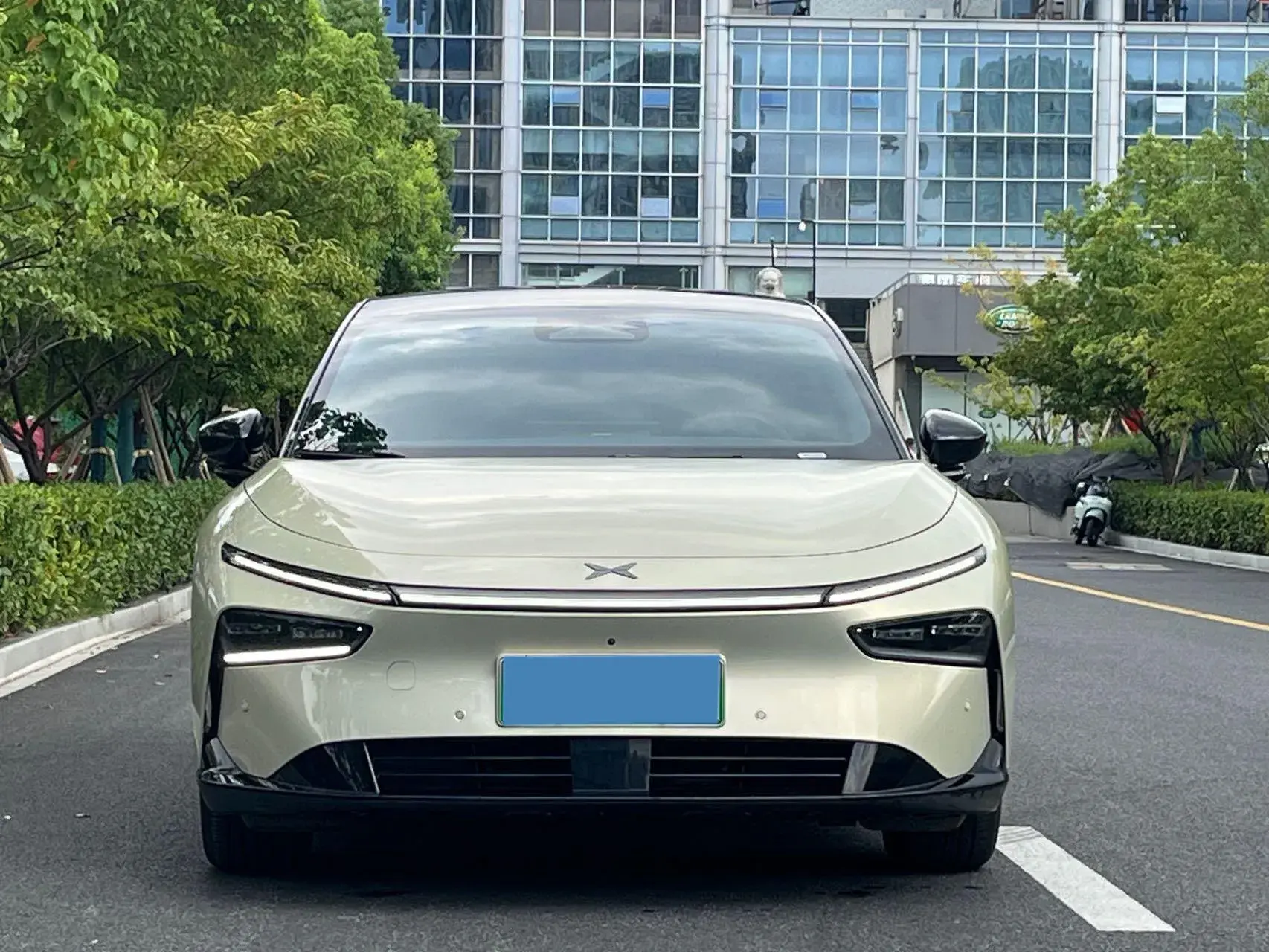 2024 XPENG P7+ thumbnail 2