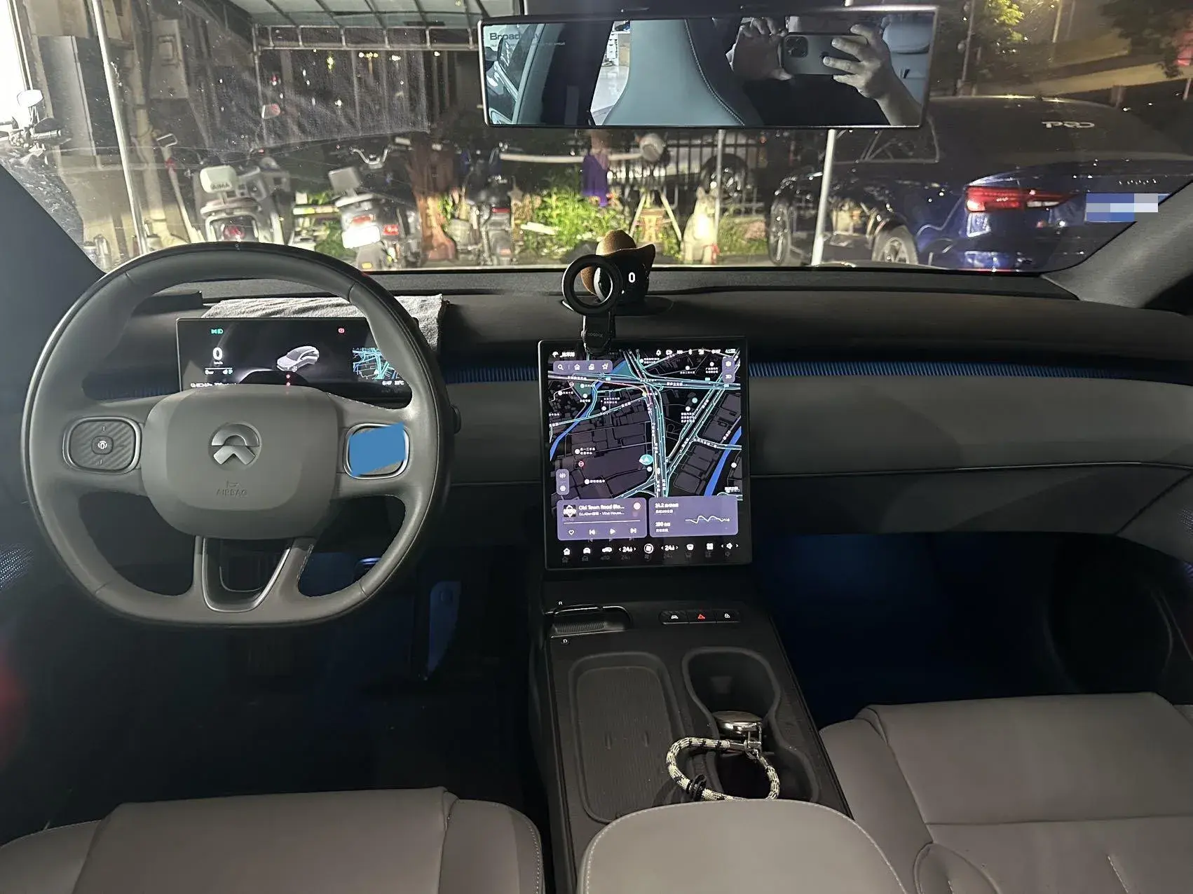 2024 NIO ET5T thumbnail 3