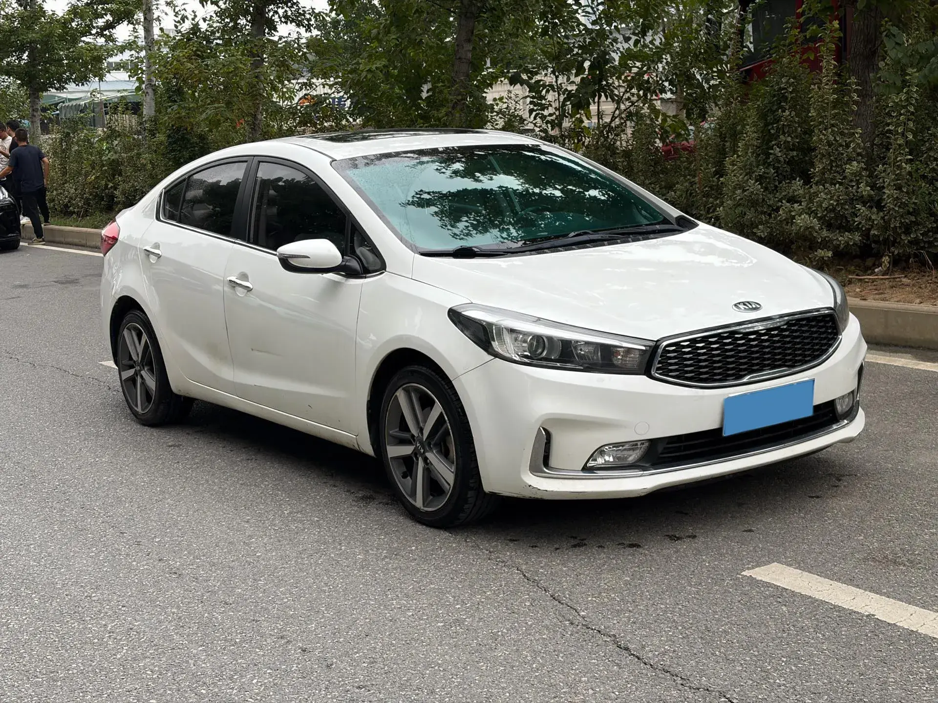 2017 KIA K3 thumbnail 3