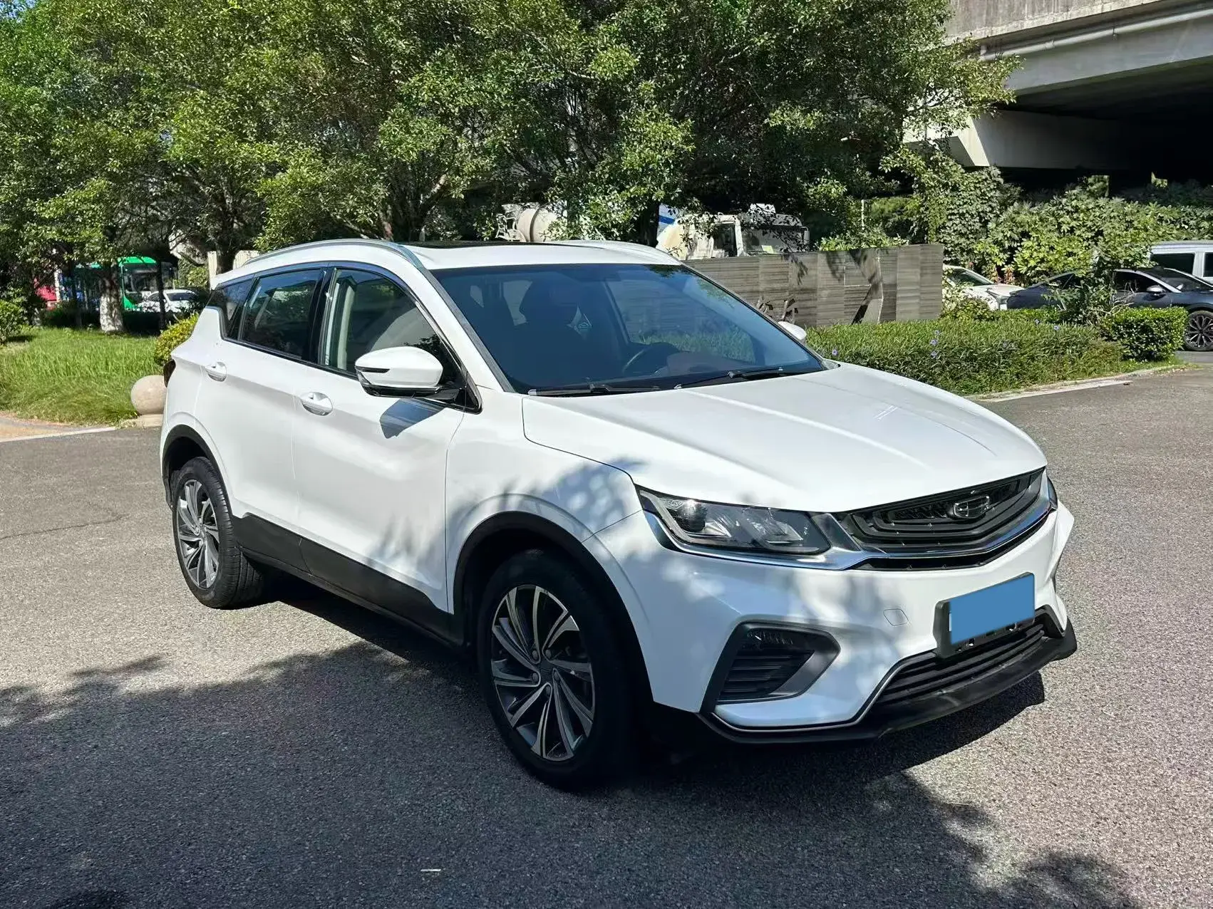 2019 GEELY COOLRAY thumbnail 2