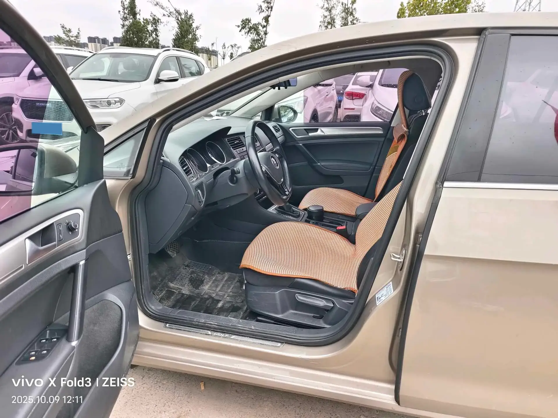 2018 VOLKSWAGEN GOLF thumbnail 3