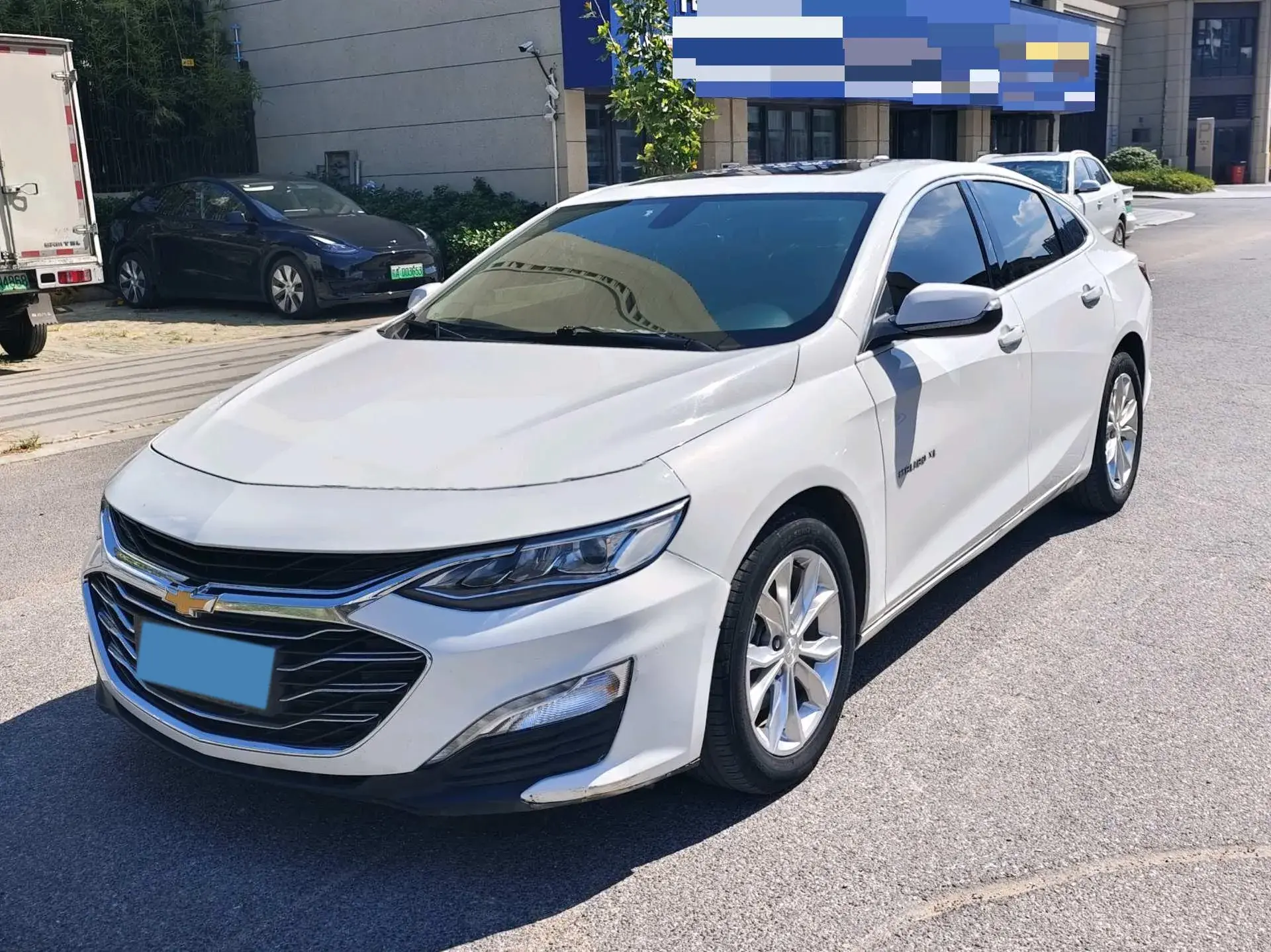 2019 CHEVROLET MALIBU view 1