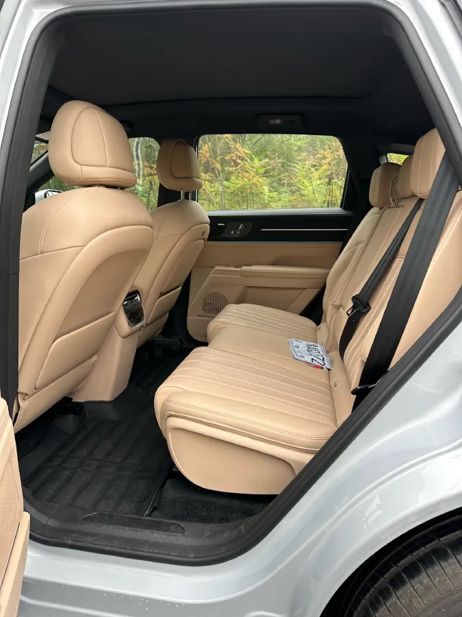 2025 Jetour ShanHai L7 PLUS 1.5T 156HP L4 1DHT PHEV,autocango,china used car exporter,china ev exporter,chinese used car exporter,chinese used ev exporter