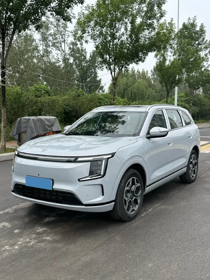 2025 Jetour ShanHai L7 PLUS 1.5T 156HP L4 1DHT PHEV