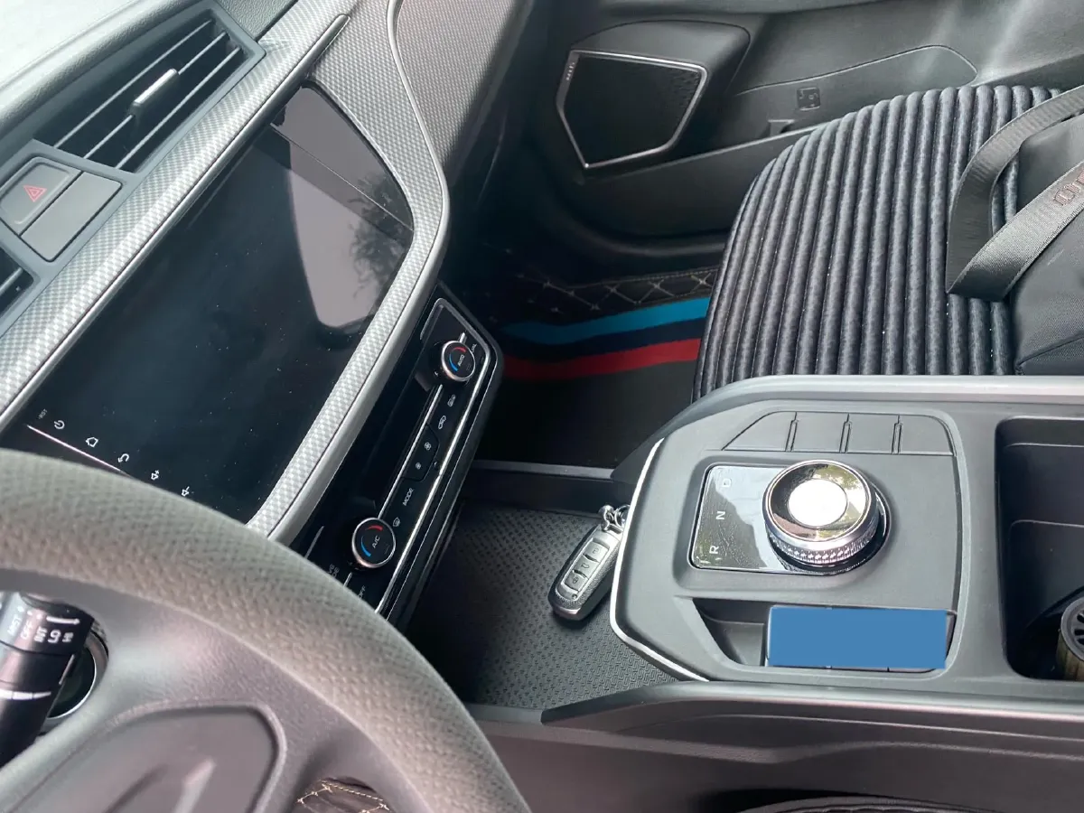 2023 Livan Maple 60s BEV 51.8KWH,autocango,china used car exporter,china ev exporter,chinese used car exporter,chinese used ev exporter