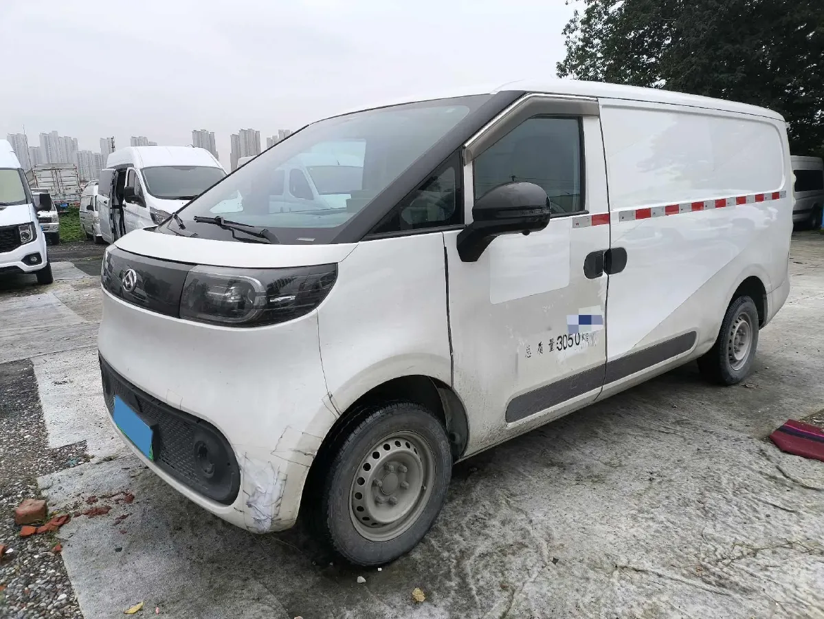 2023 MAXUS XinTu EV80 BEV 51.5KWH,autocango,china used car exporter,china ev exporter,chinese used car exporter,chinese used ev exporter