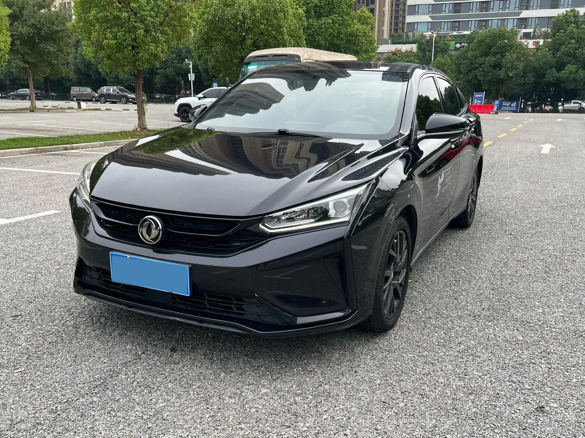 2020 DONGFENG AEOLUS view 1