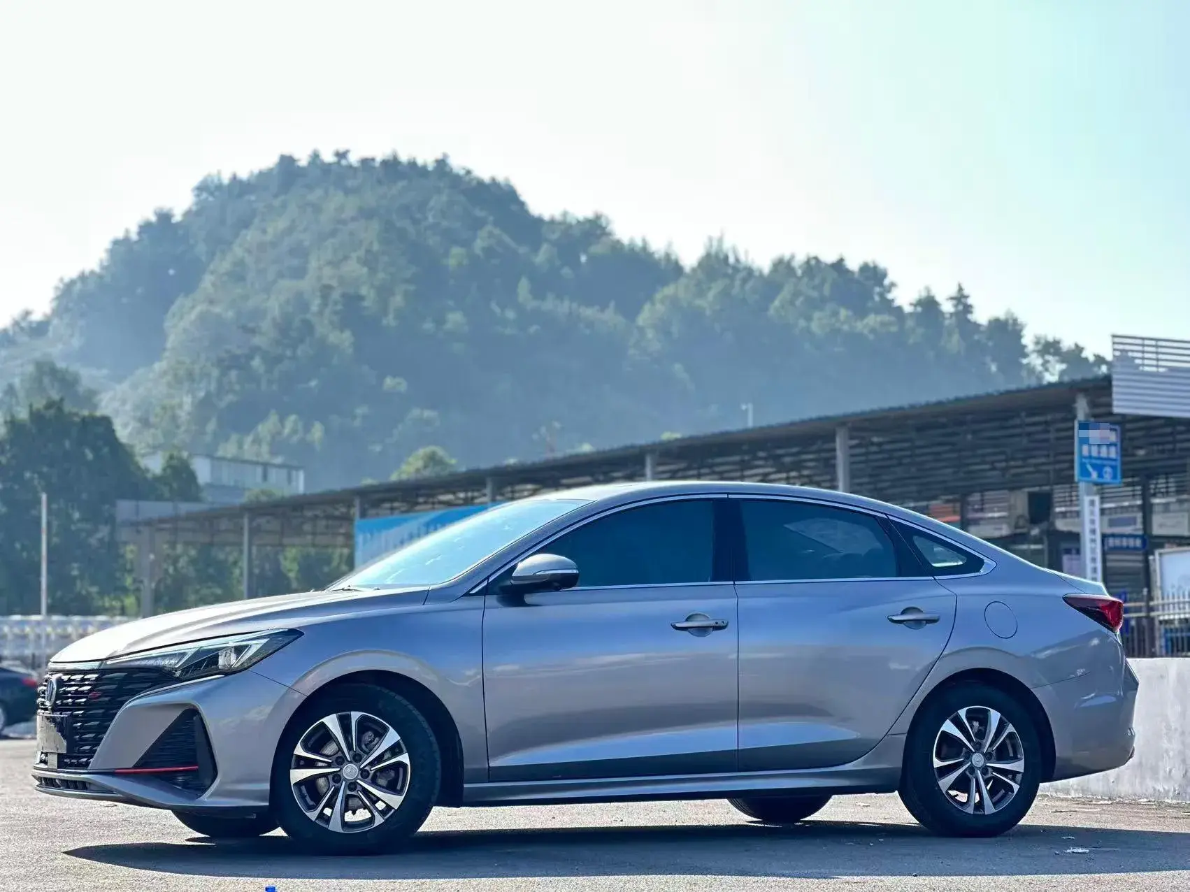 2022 CHANGAN EADO view 1