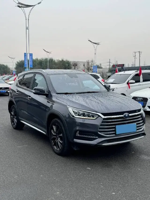 2019 BYD SONG thumbnail 3