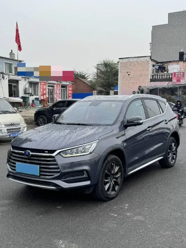 2019 BYD SONG view 1