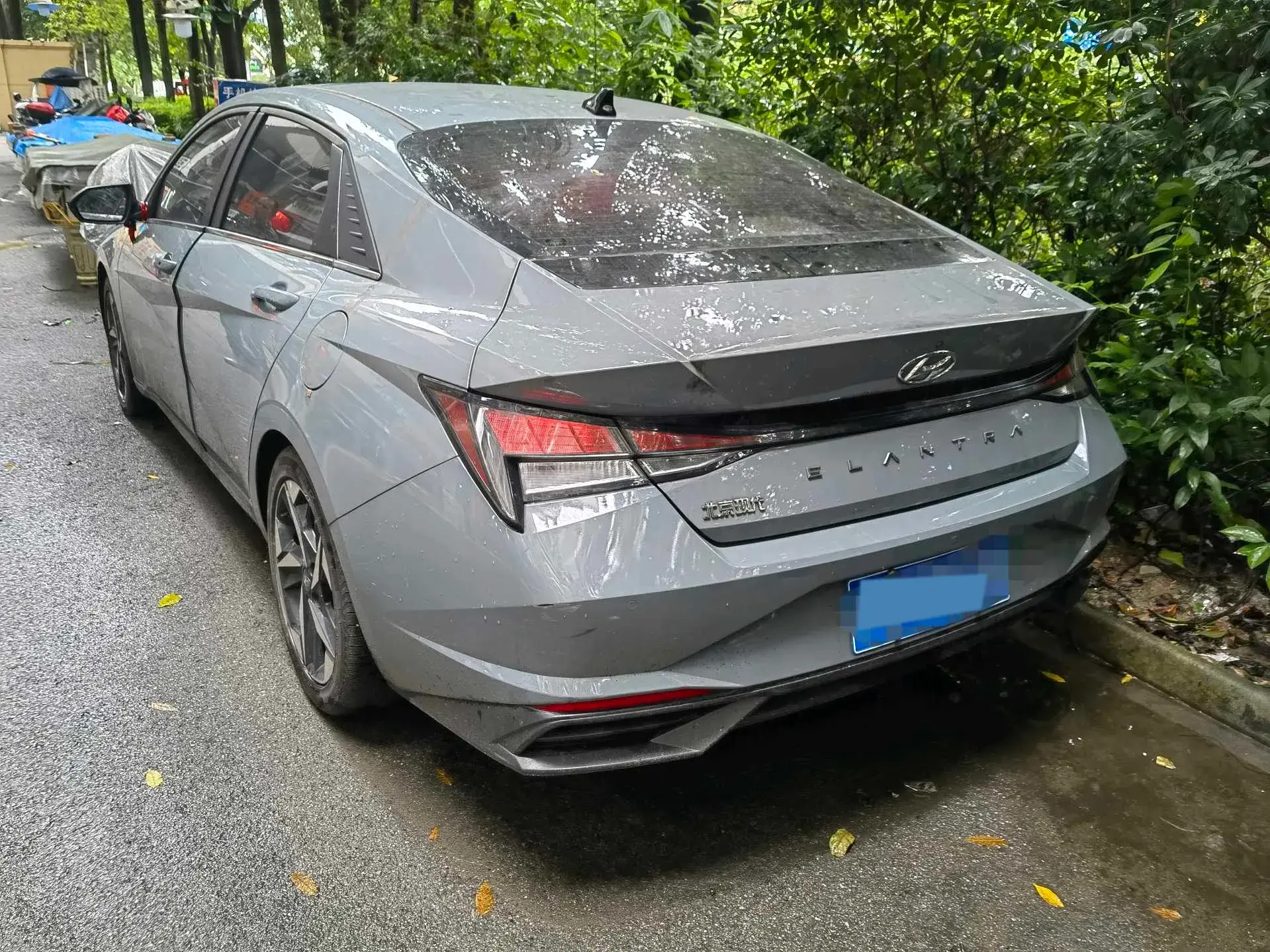 2022 HYUNDAI ELANTRA thumbnail 2