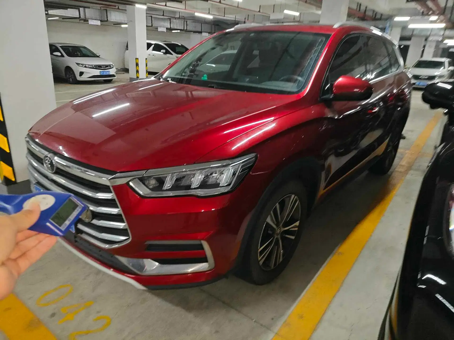 2019 BYD SONG view 1
