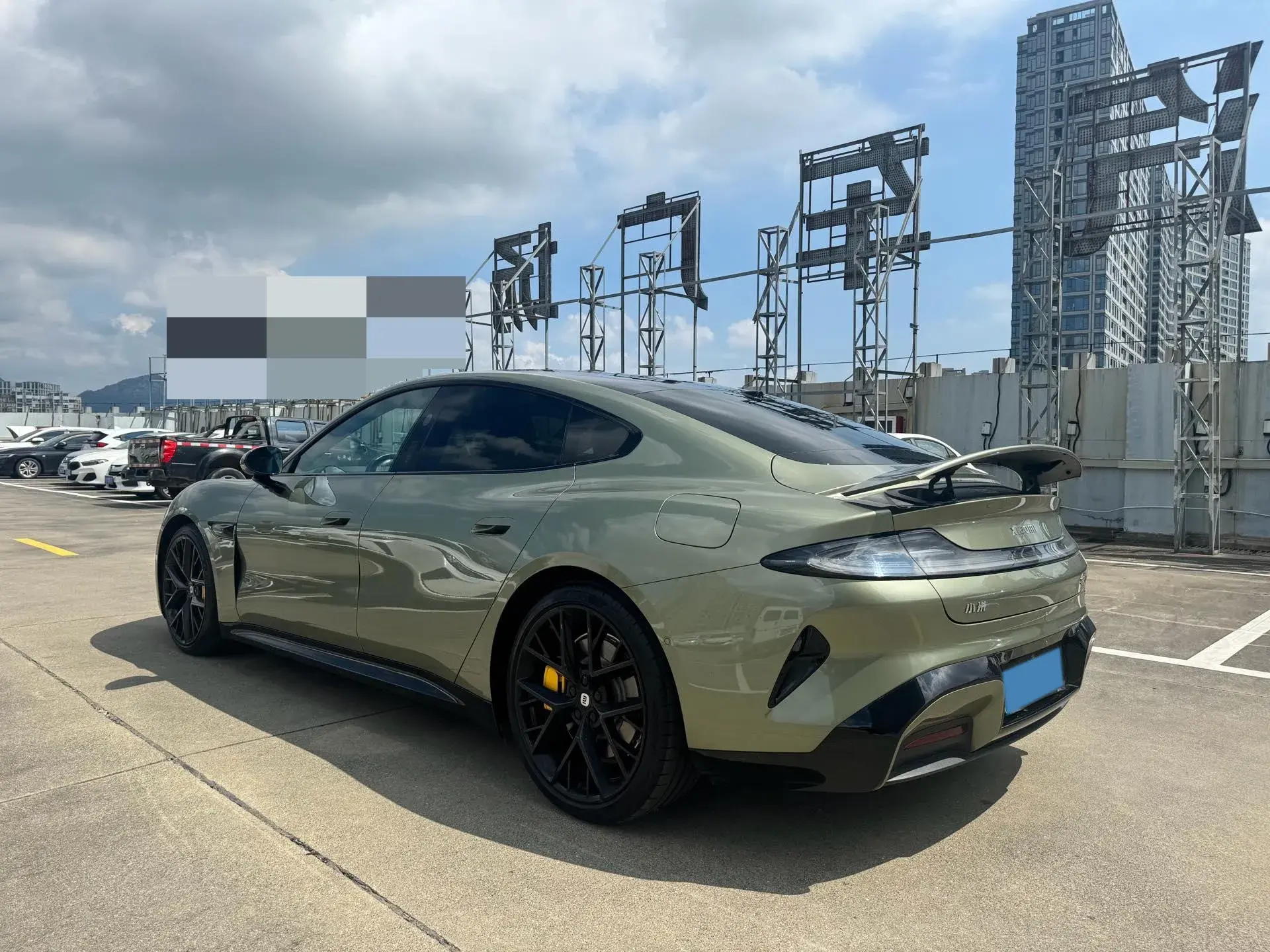 2024 MI SU7 thumbnail 3