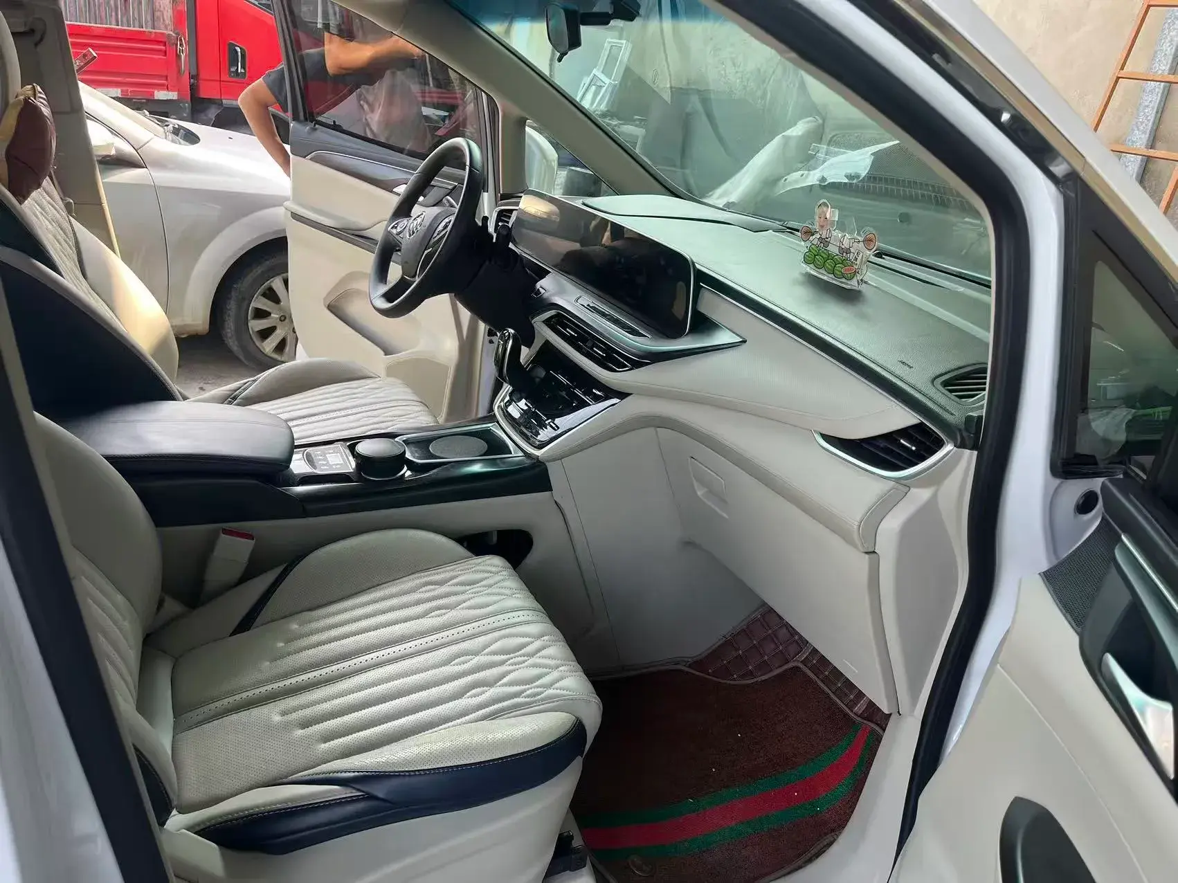 2021 BUICK GL8 thumbnail 4