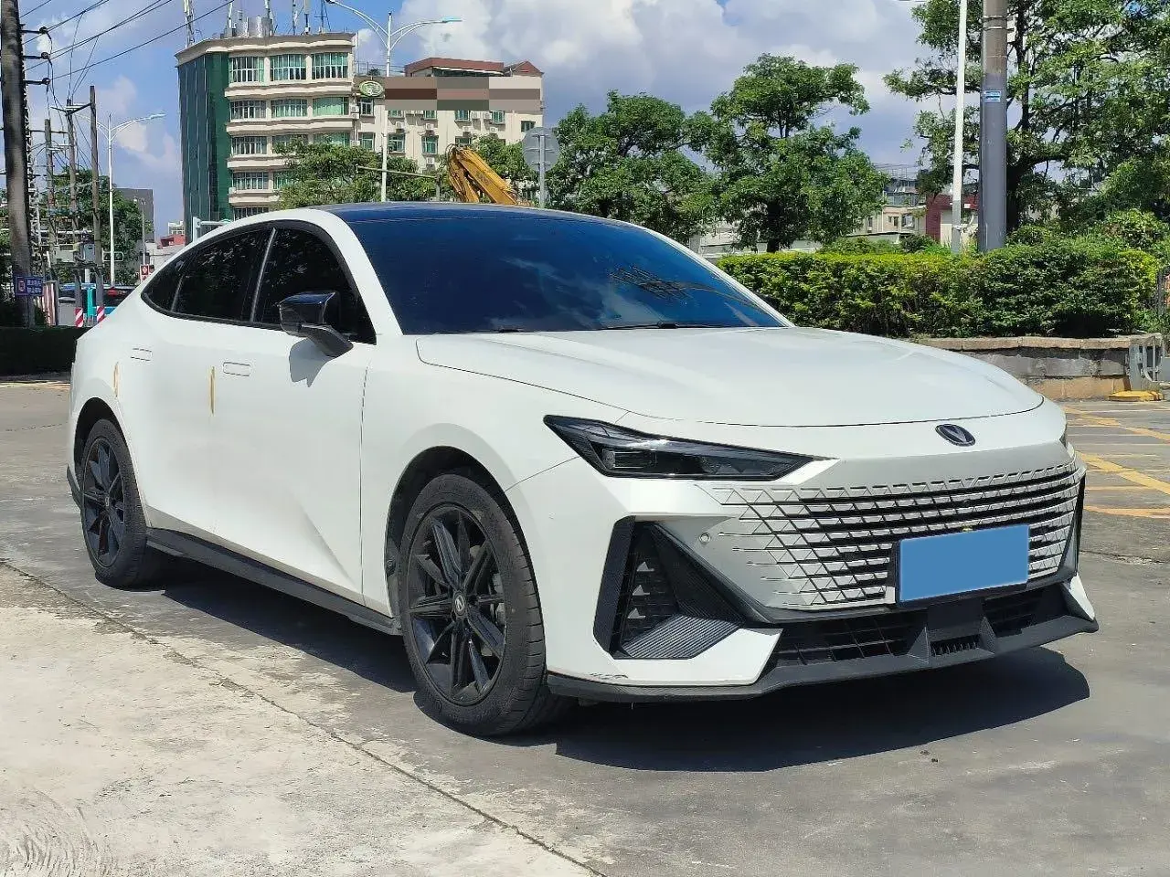 2022 CHANGAN UNI-V thumbnail 3