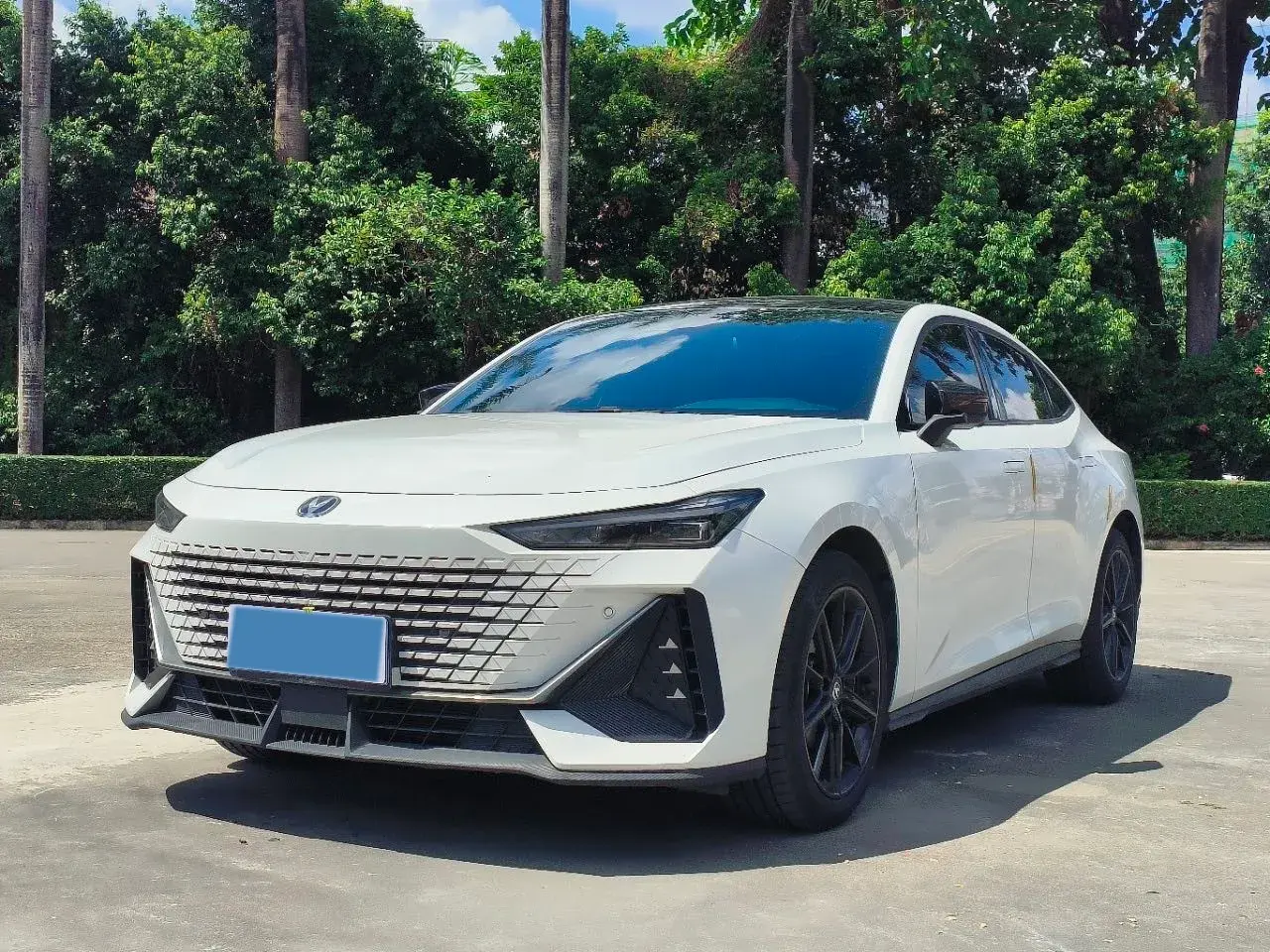 2022 CHANGAN UNI-V view 1