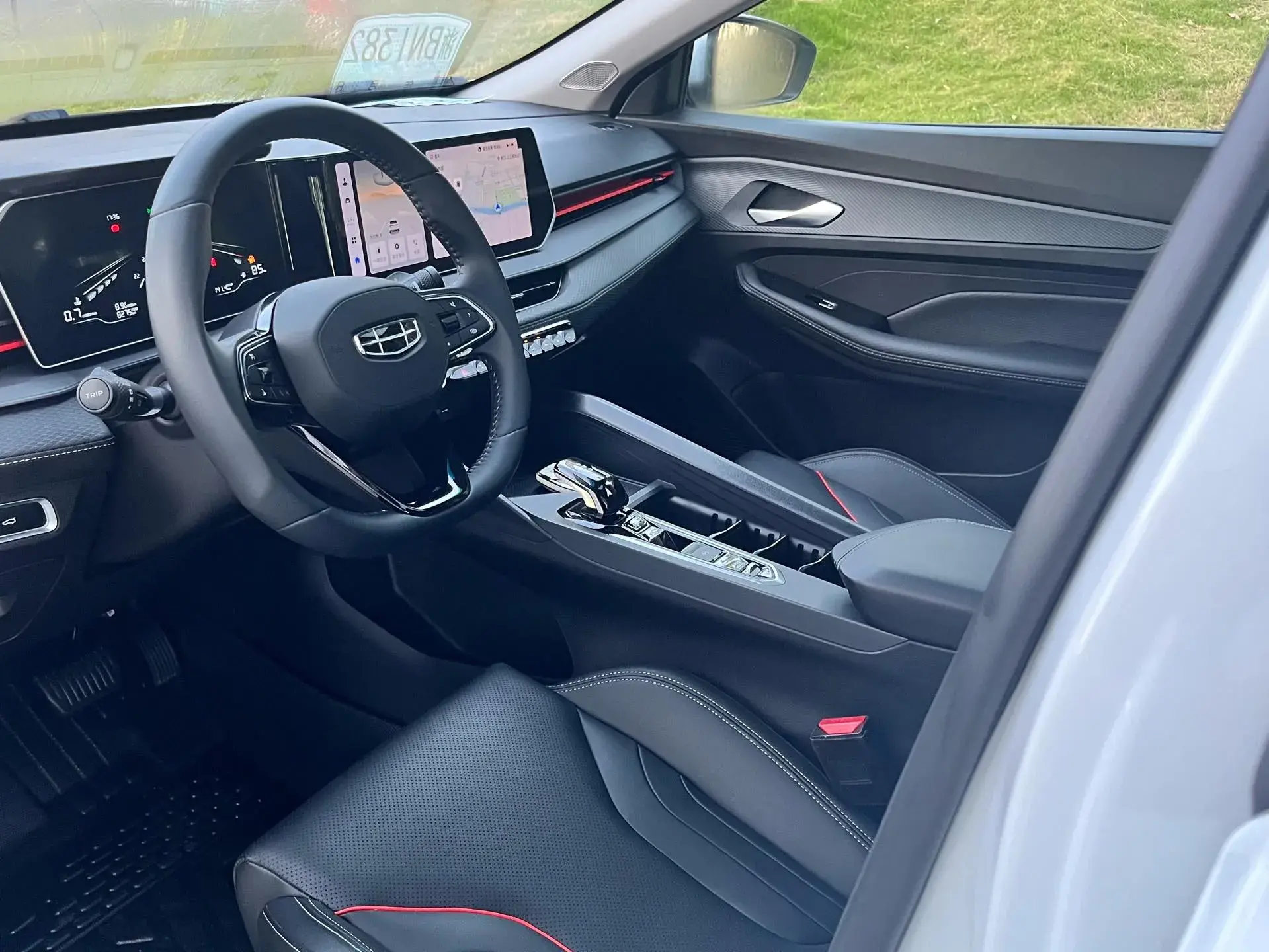 2022 GEELY BINRAY thumbnail 4