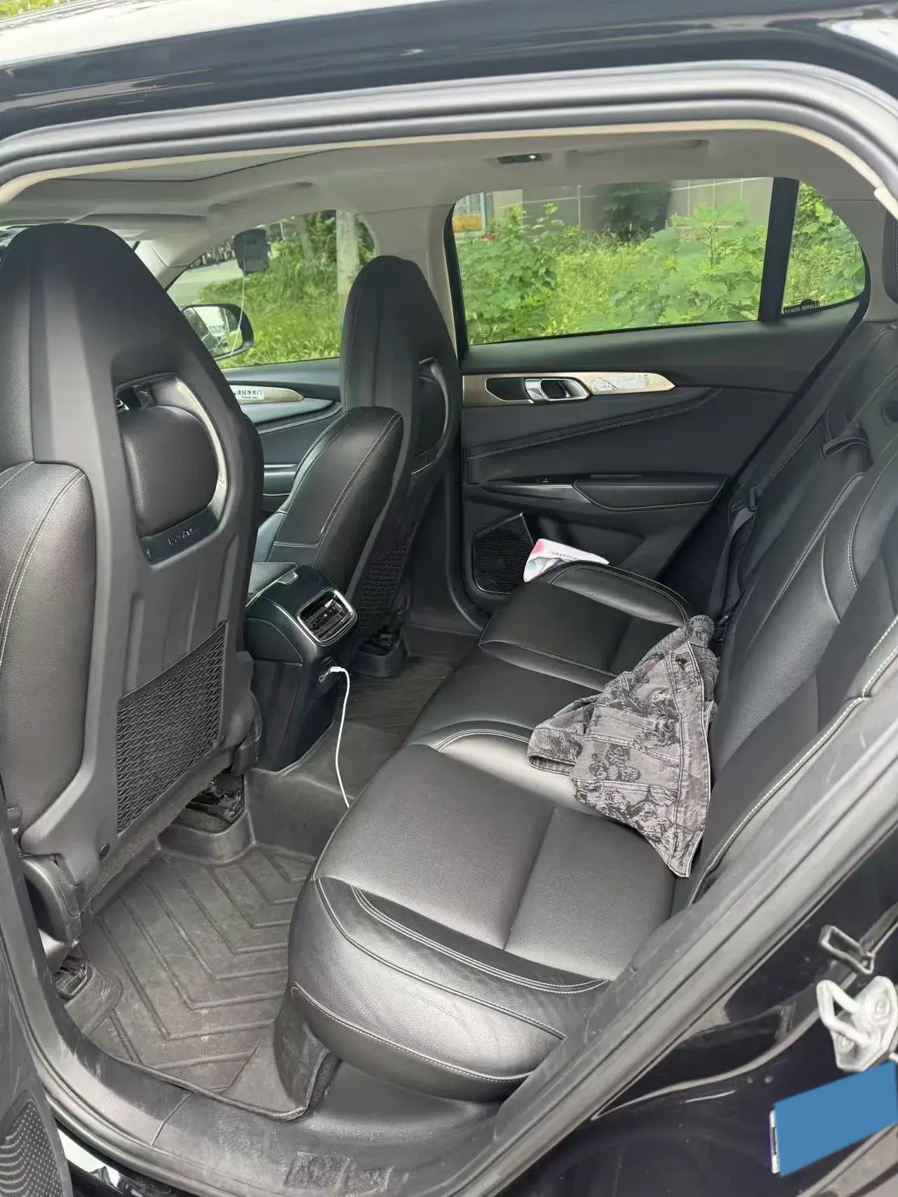 2018 LYNK&CO 01 thumbnail 3