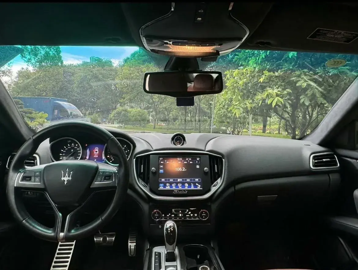 2018 MASERATI GHIBLI thumbnail 2