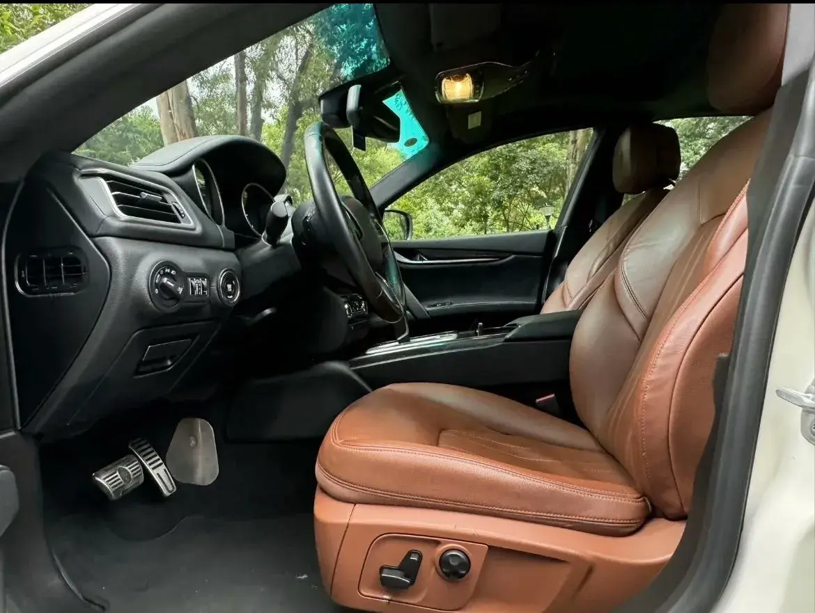 2018 MASERATI GHIBLI thumbnail 3