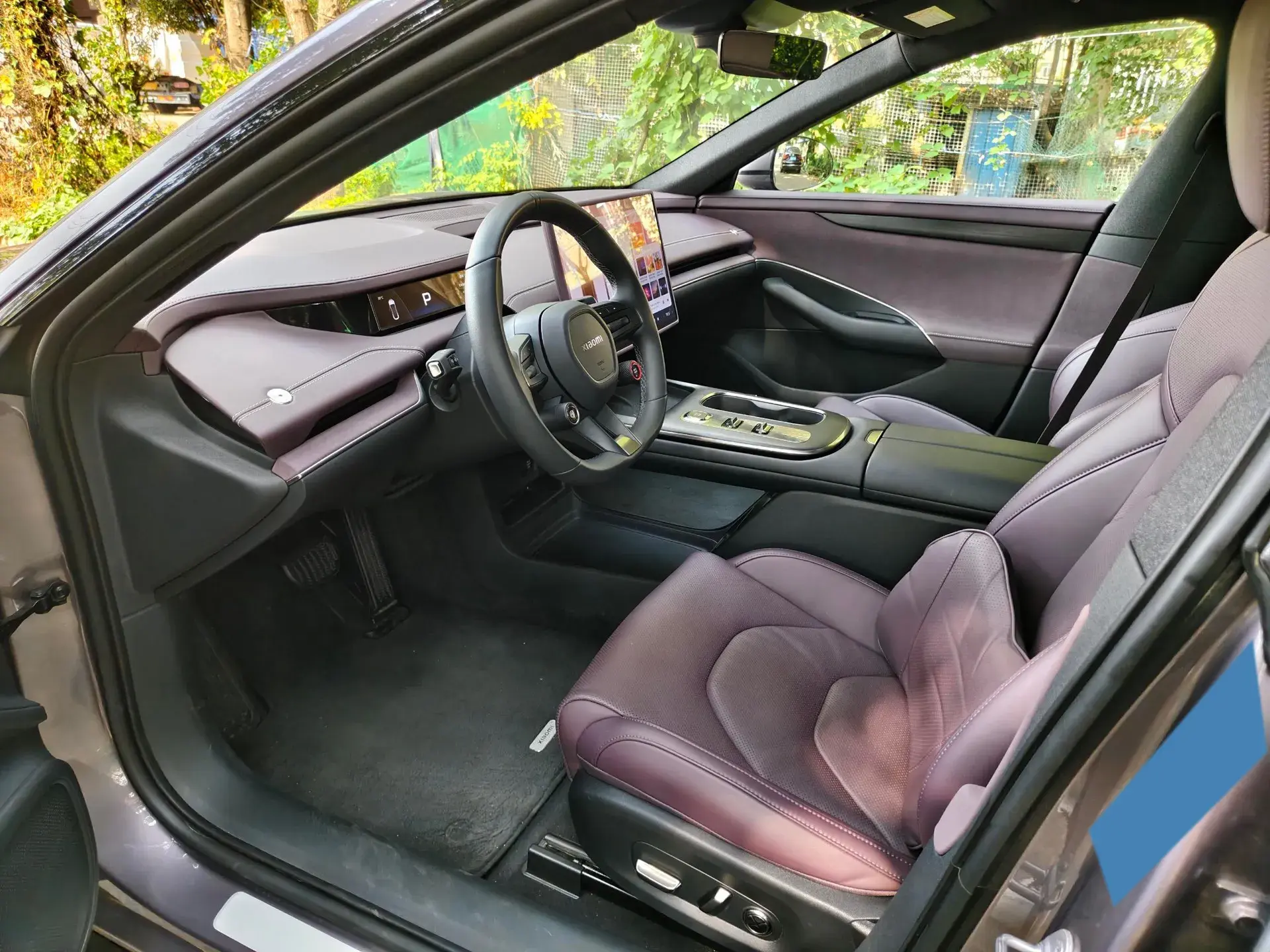 2024 MI SU7 thumbnail 4