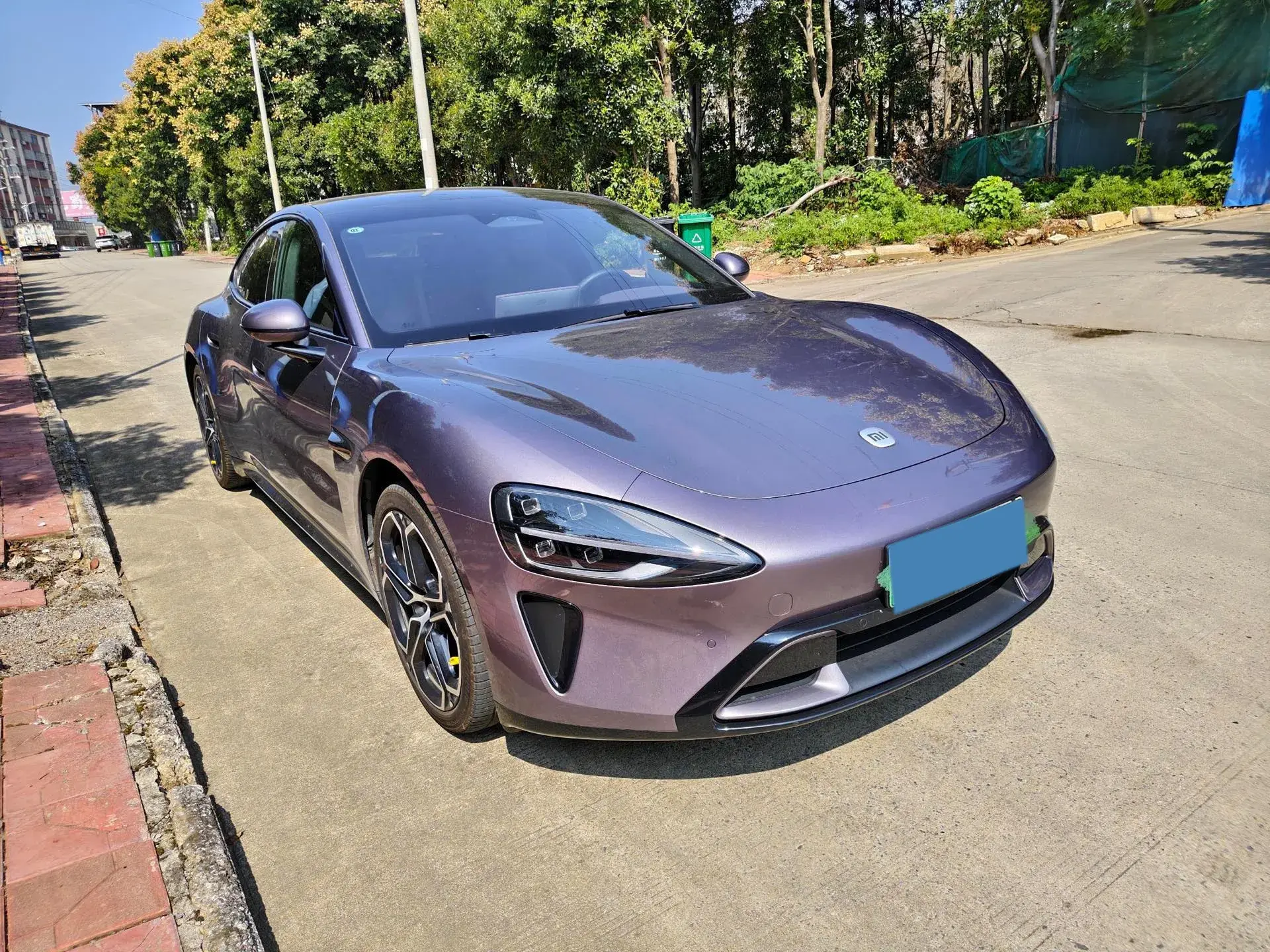 2024 MI SU7 thumbnail 3