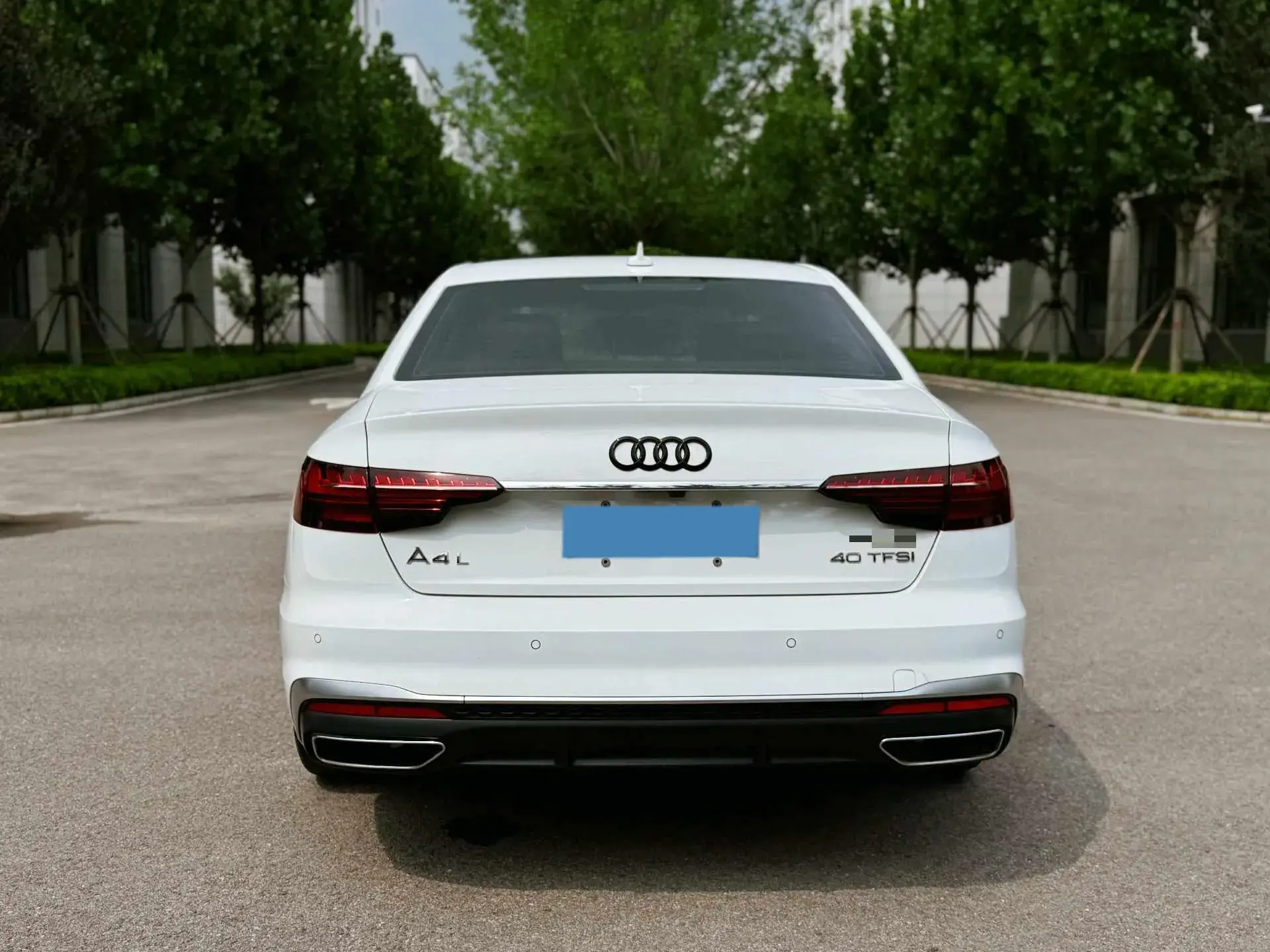 2020 AUDI A4L thumbnail 4