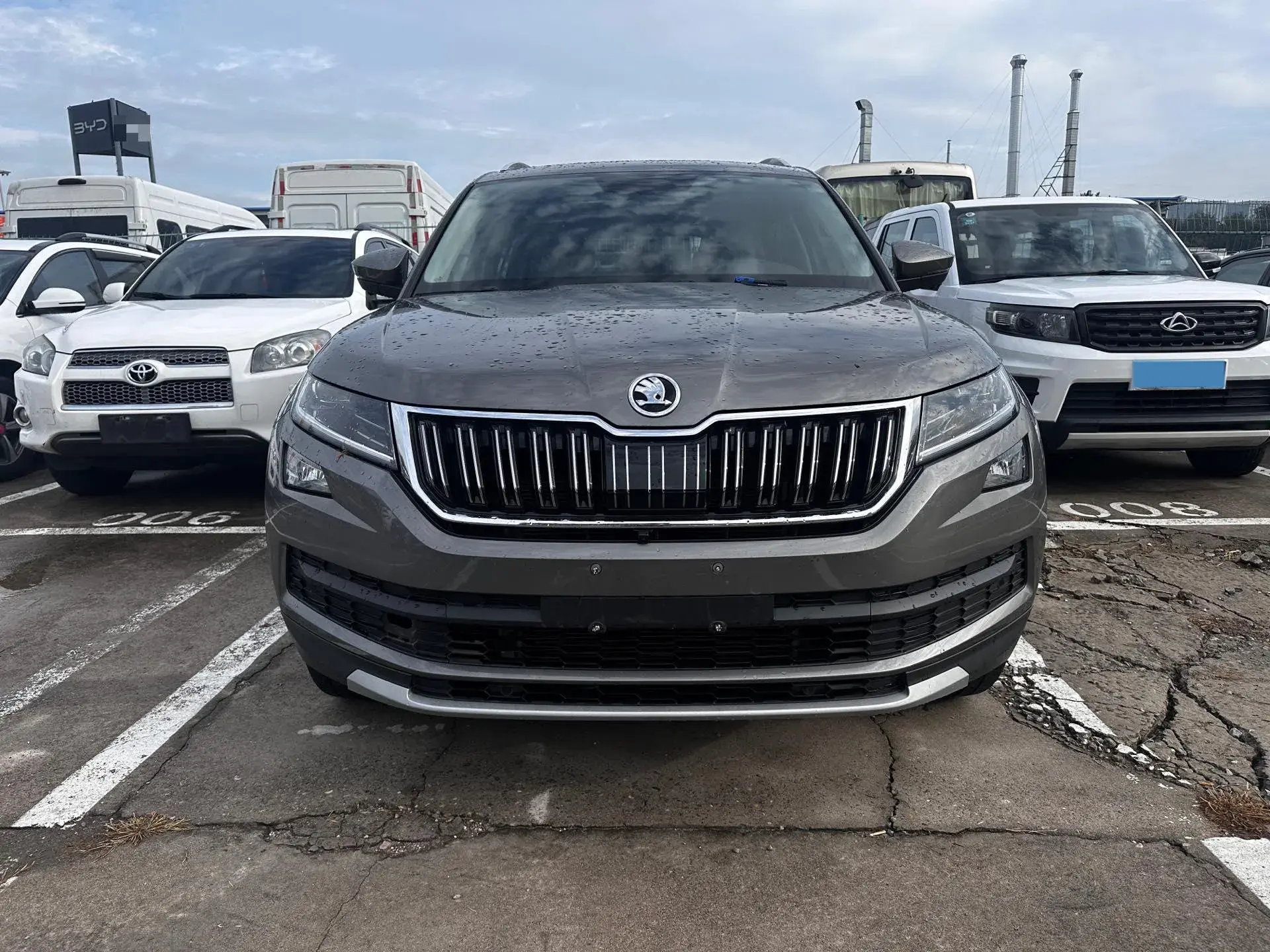 2021 SKODA KODIAK thumbnail 2