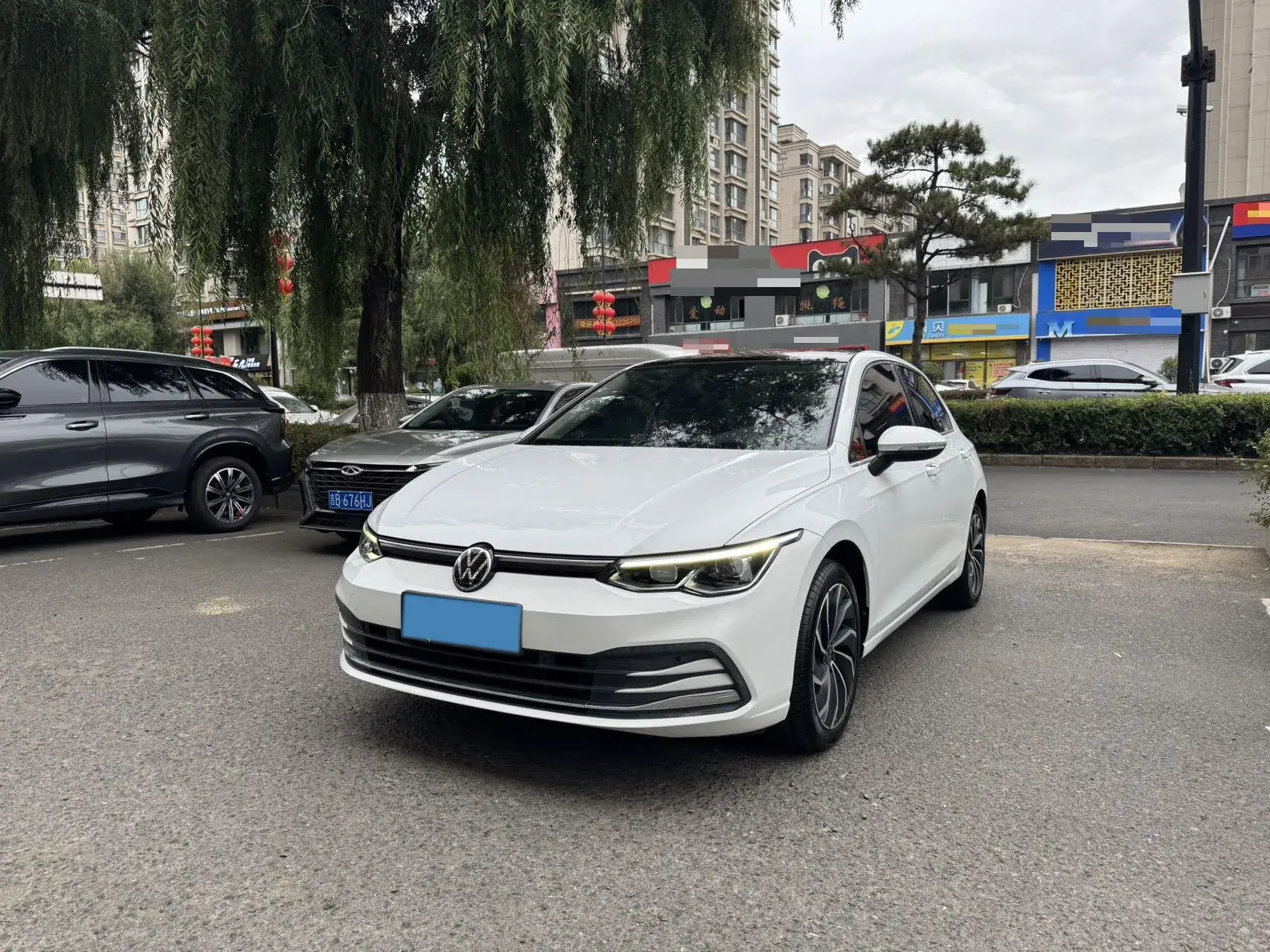 2021 VOLKSWAGEN GOLF view 1