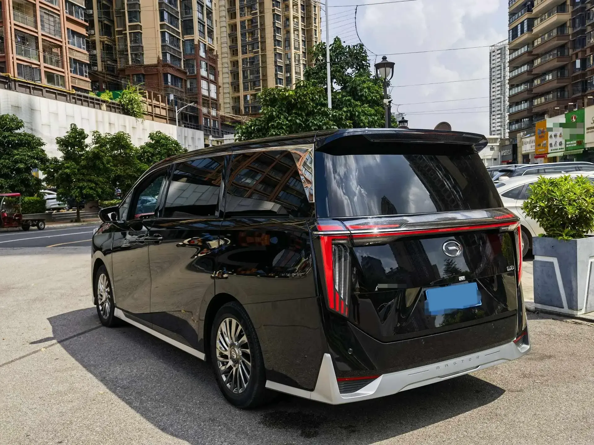 2023 GAC TRUMPCHI thumbnail 3