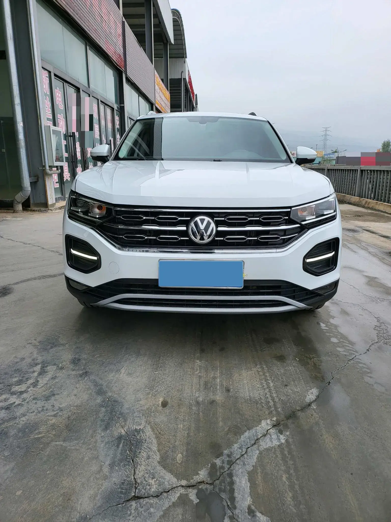 2019 VOLKSWAGEN TAYRON thumbnail 2