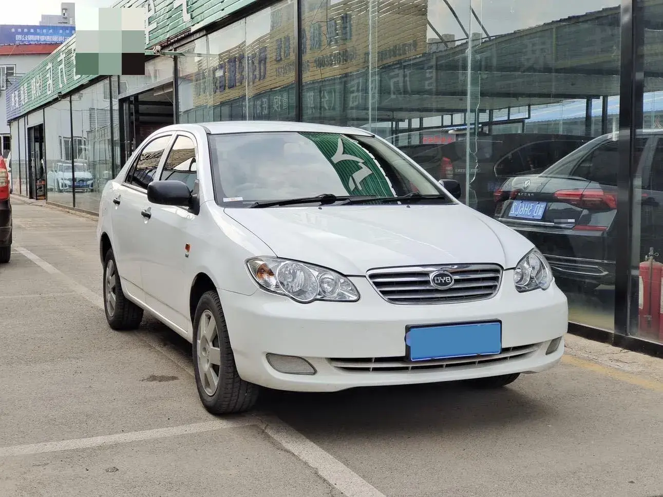 2020 BYD F3 thumbnail 3