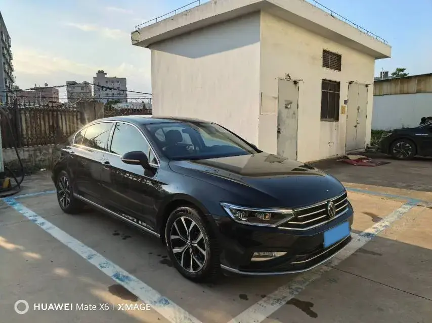 2020 VOLKSWAGEN MAGOTAN thumbnail 3