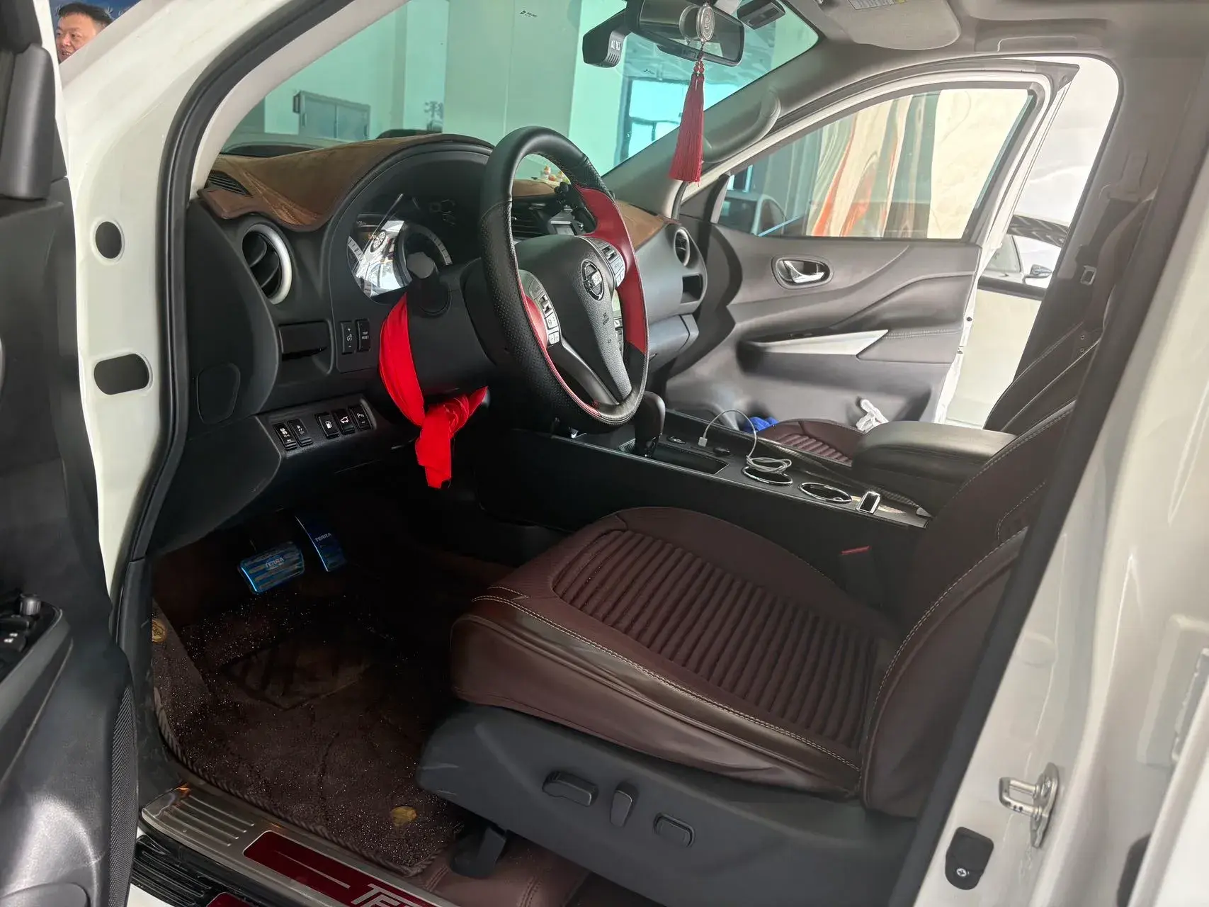 2020 NISSAN TERRA thumbnail 2