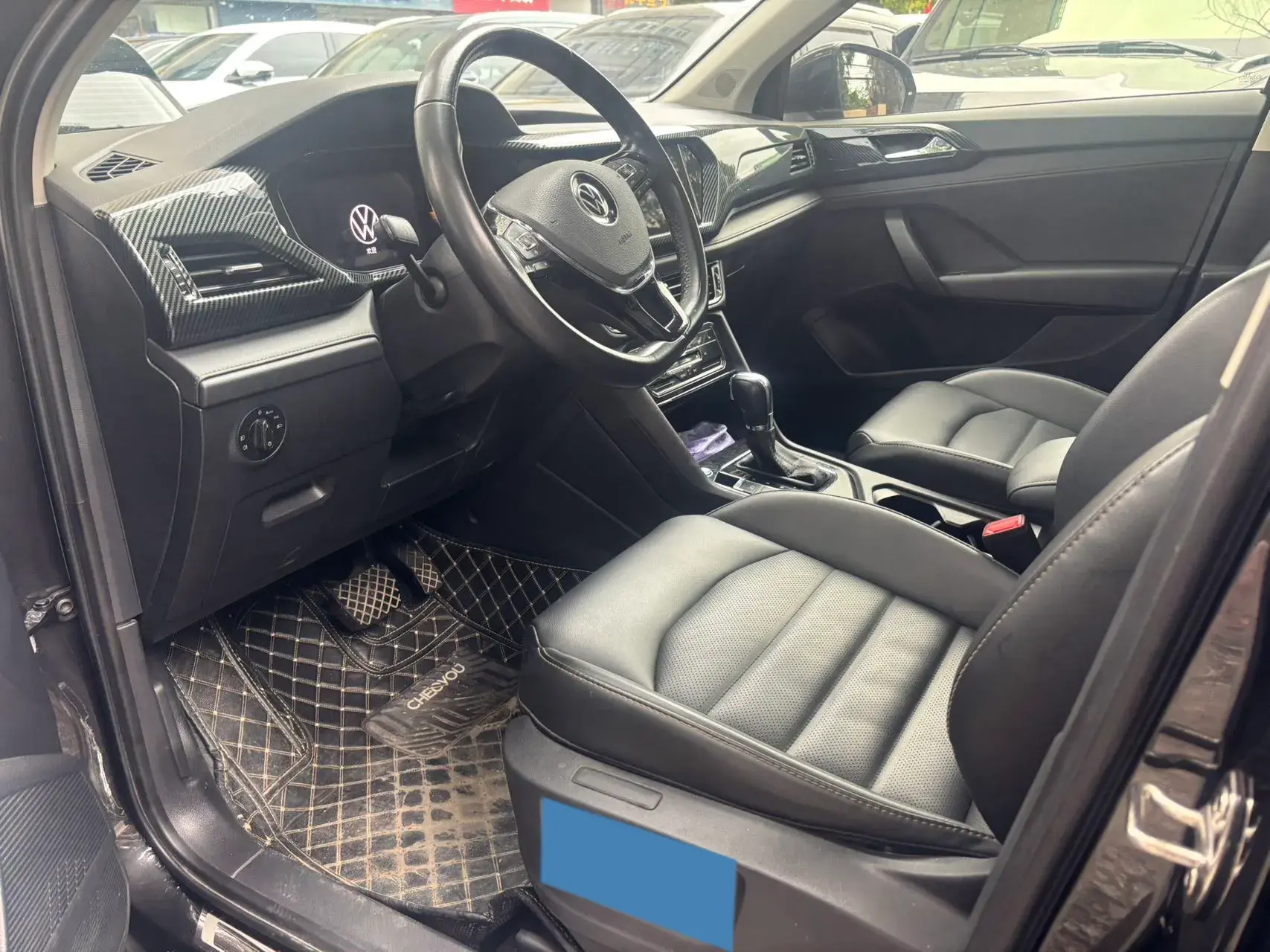 2022 VOLKSWAGEN THARU thumbnail 4