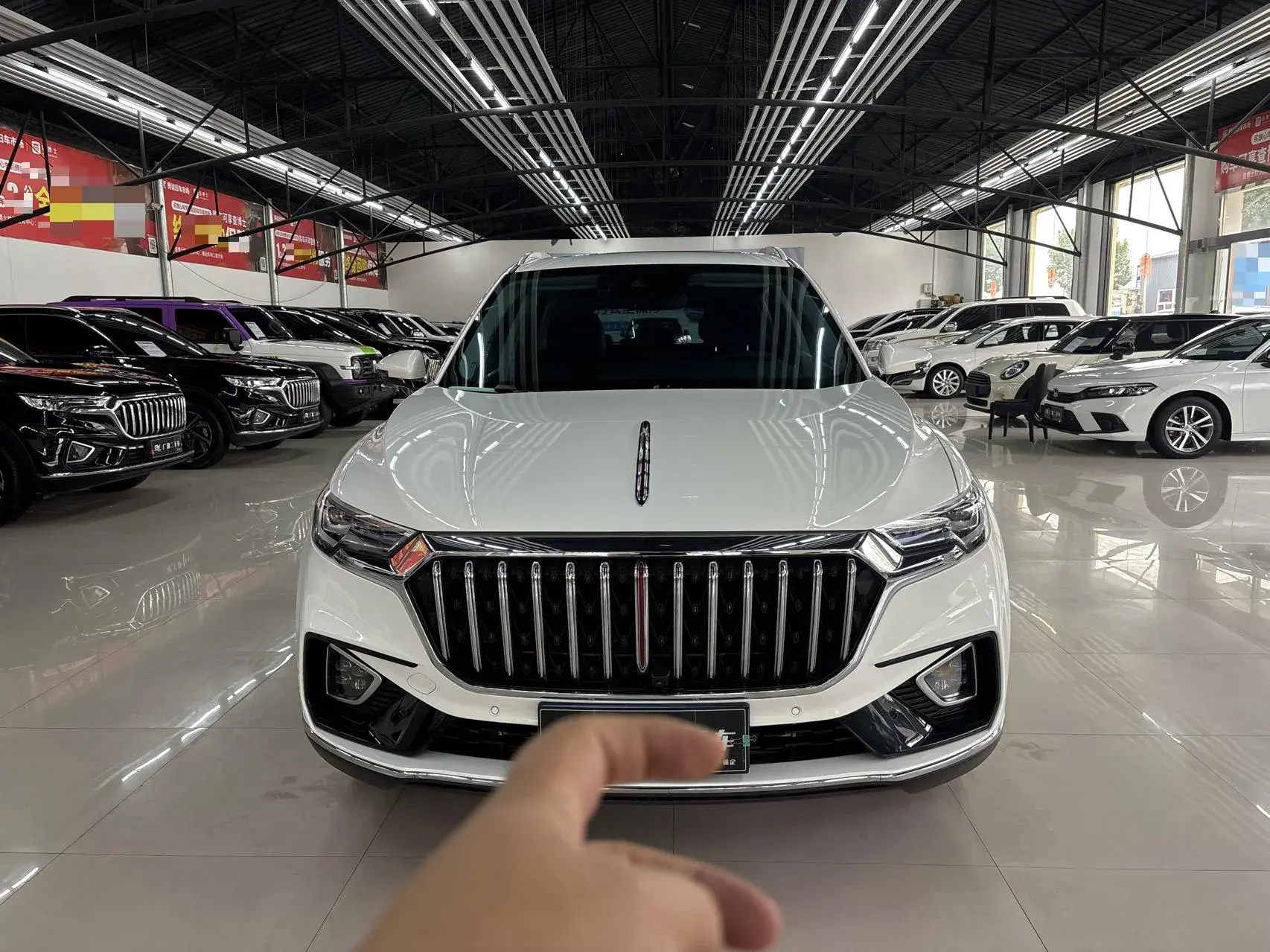 2022 HONGQI HS5 thumbnail 2