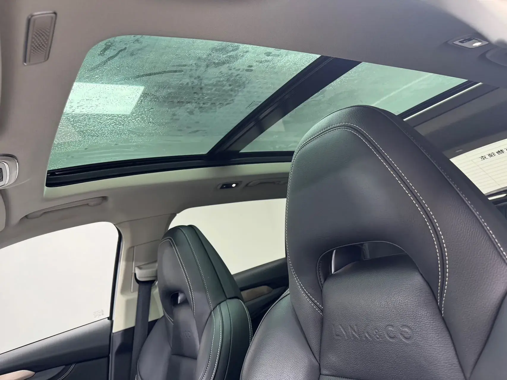 2018 LYNK&CO 01 thumbnail 2