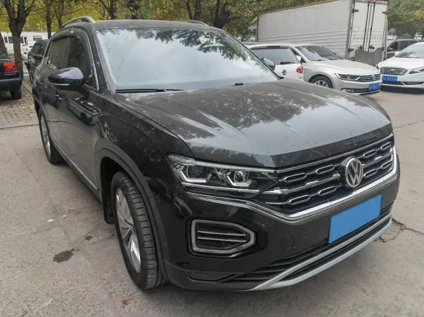 2019 VOLKSWAGEN TAYRON thumbnail 3