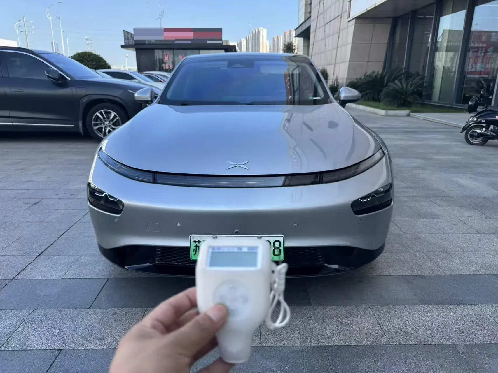 2020 XPENG P7 thumbnail 2