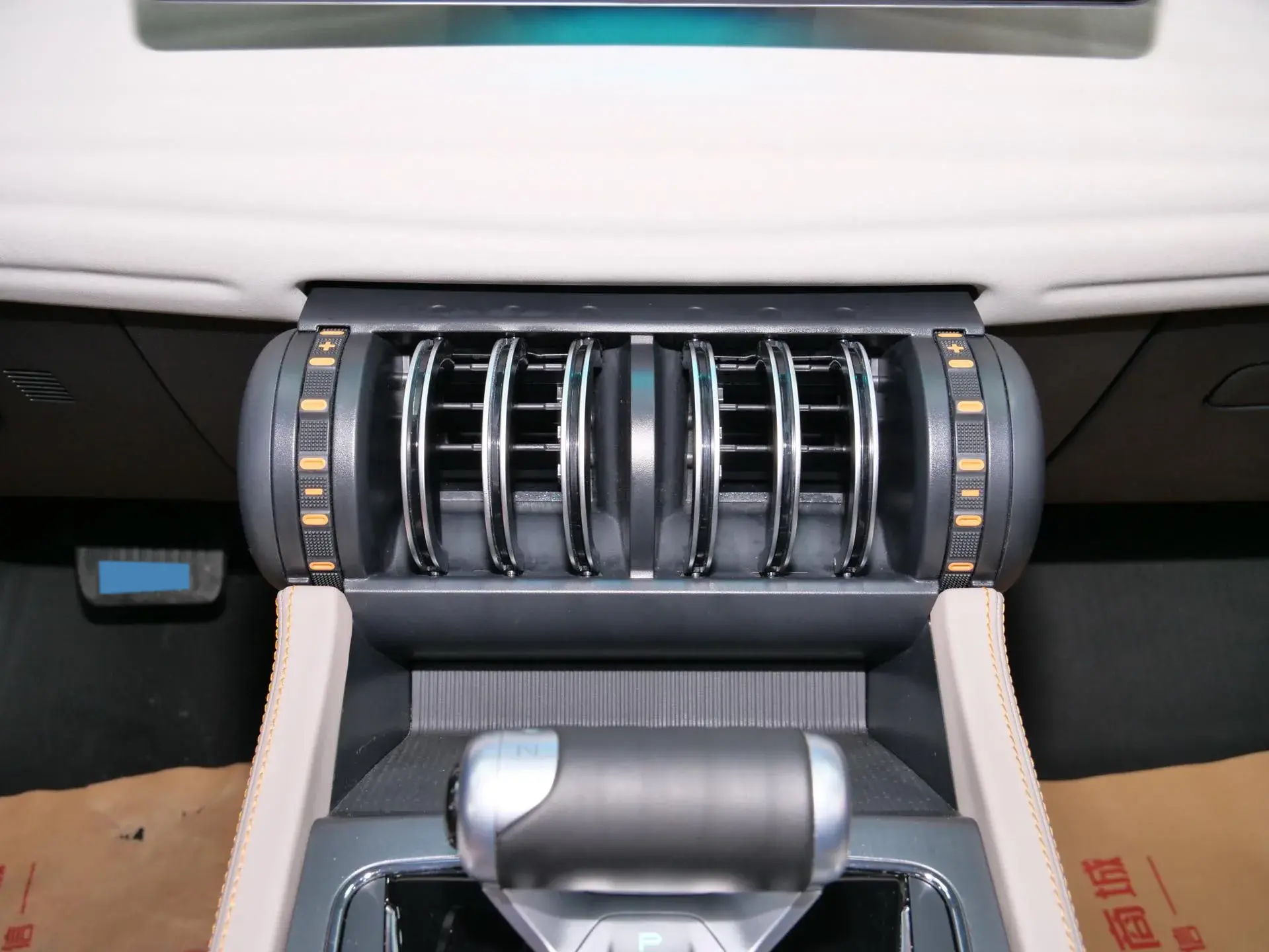 2022 BYD YUAN thumbnail 3