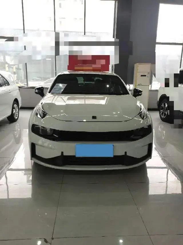 2018 LYNK&CO 03 thumbnail 2