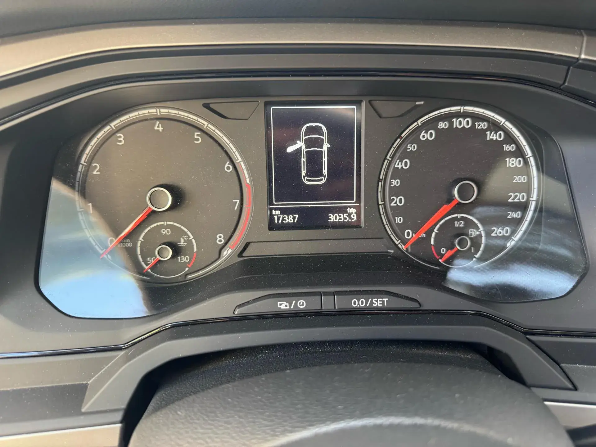 2021 VOLKSWAGEN POLO thumbnail 3