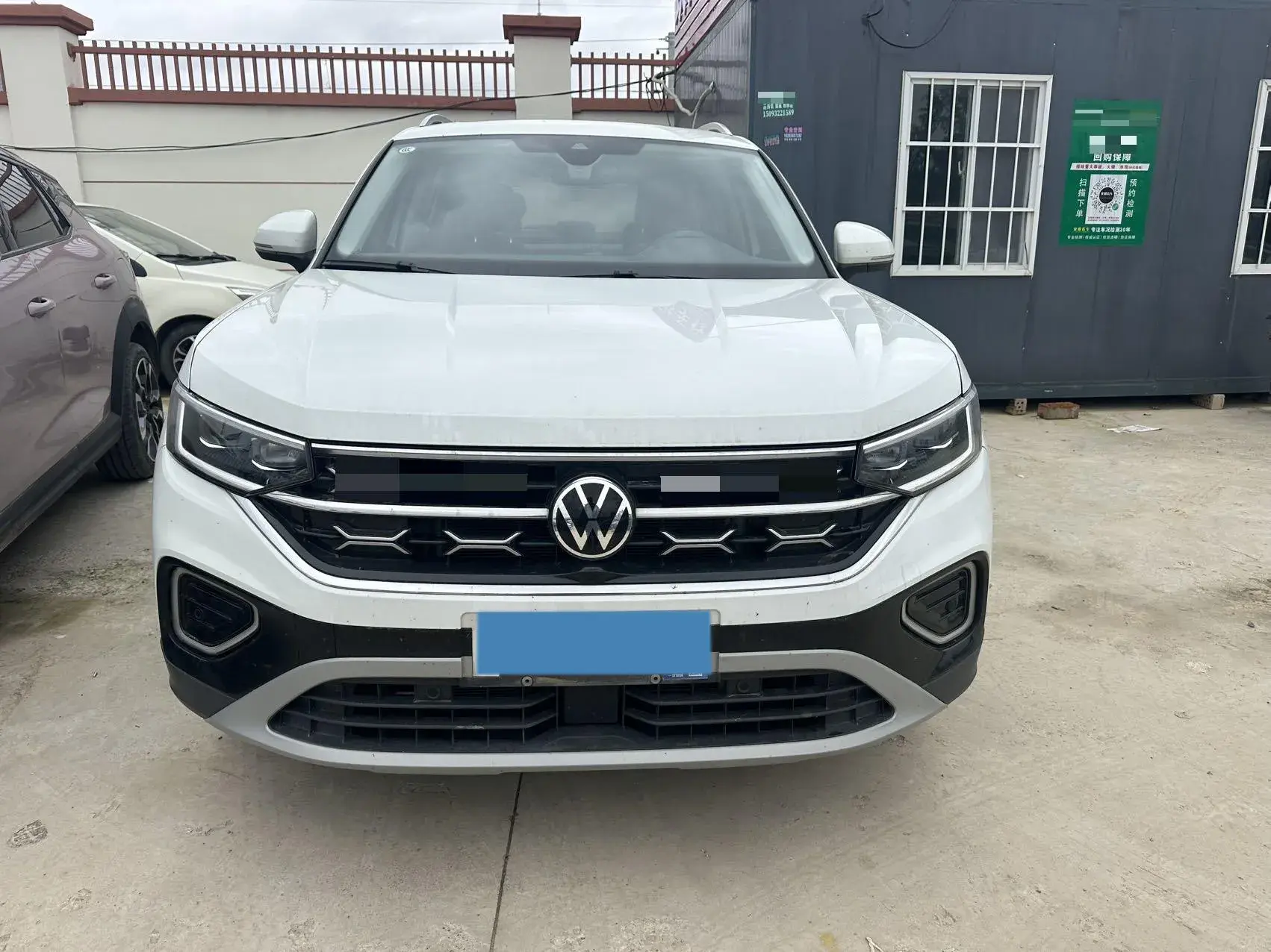 2023 VOLKSWAGEN TAYRON thumbnail 4