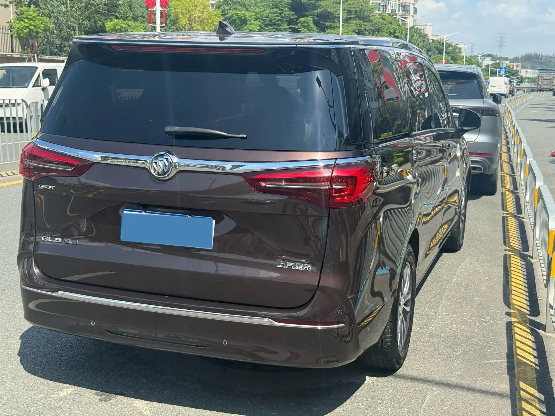 2021 BUICK GL8 thumbnail 4