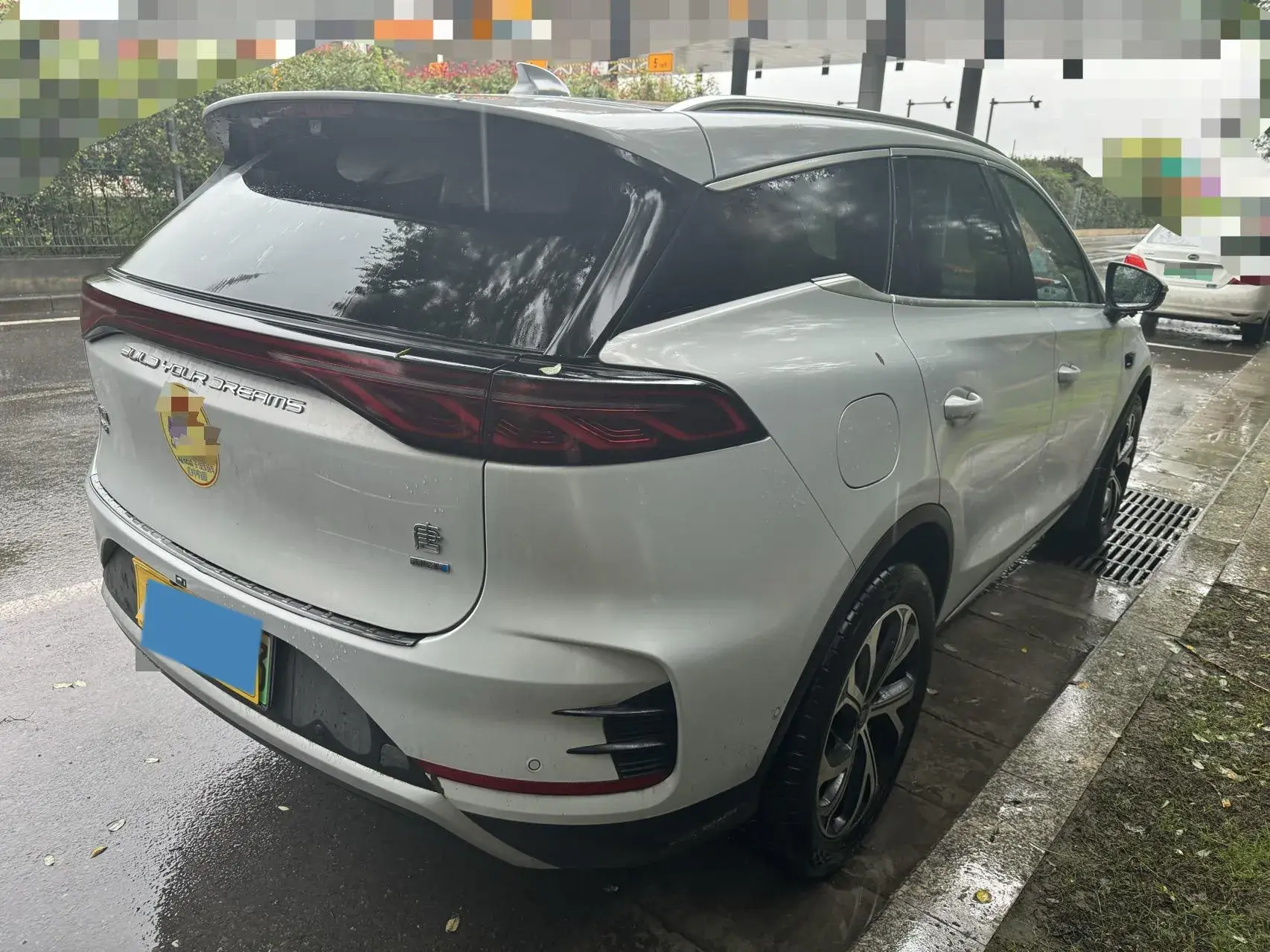 2025 BYD TANG thumbnail 4