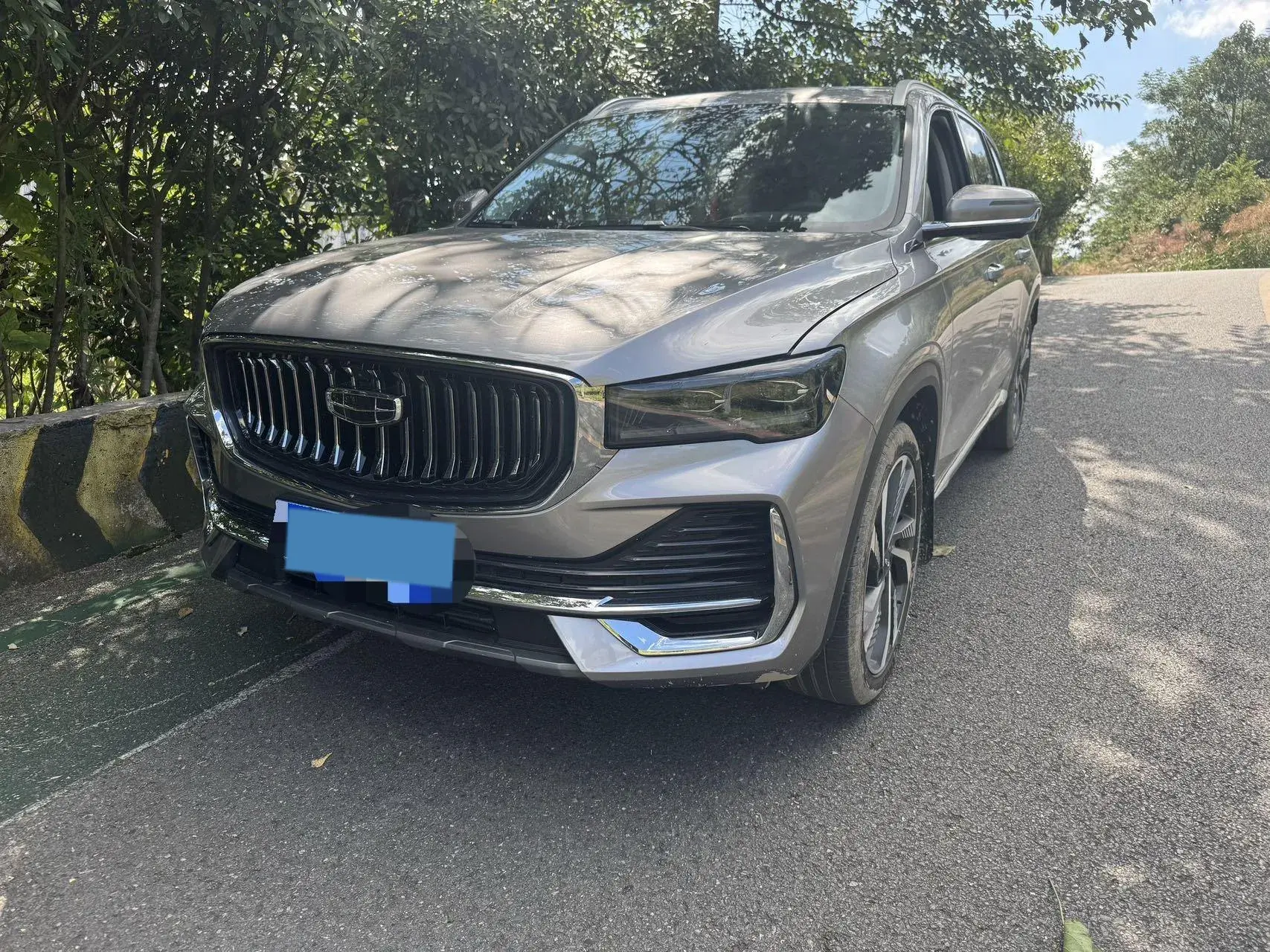2023 GEELY MONJARO view 1